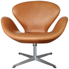 Vintage Cognac Leather Swan Chair by Arne Jacobsen for Fritz Hansen