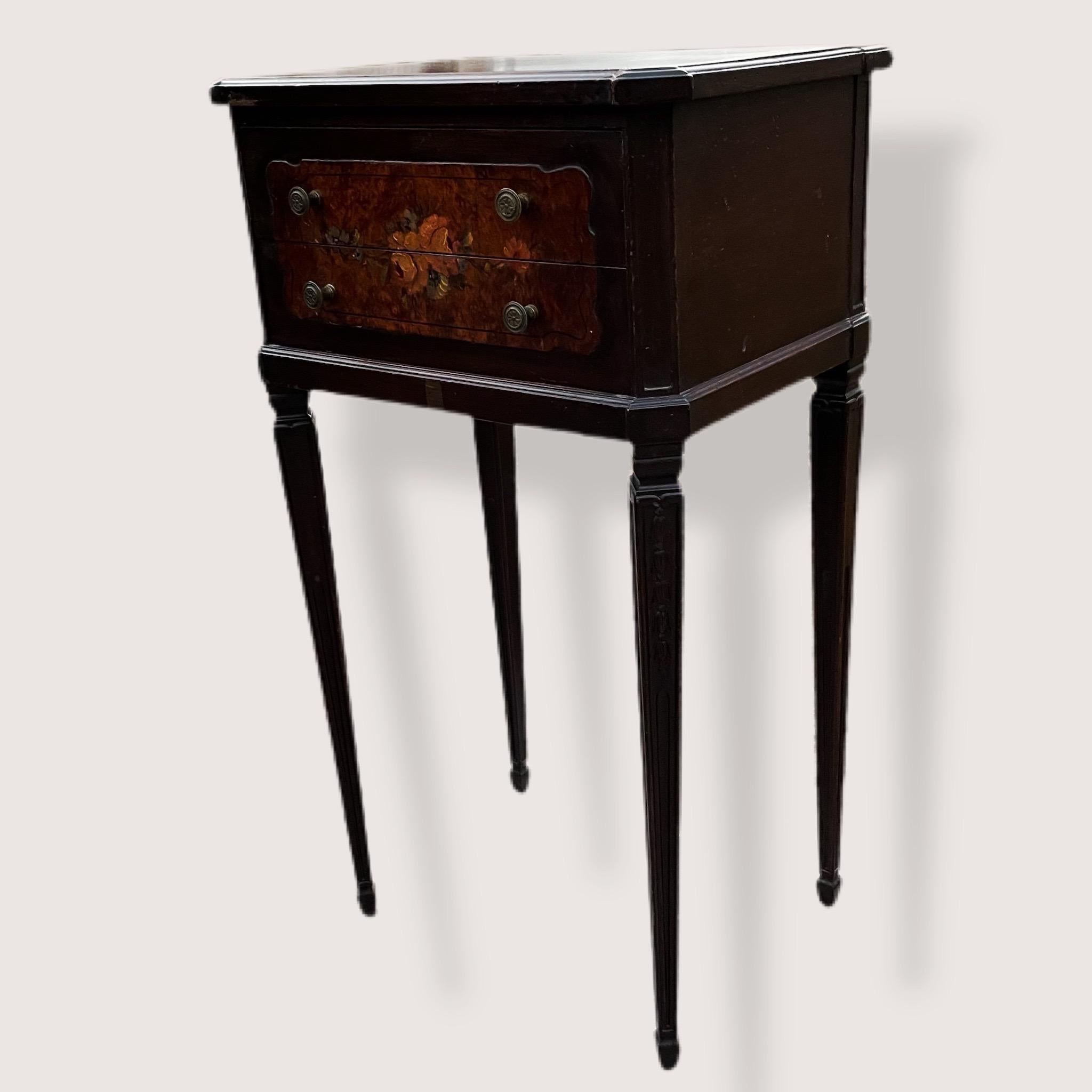 Vintage Colby’s and Son Sheraton Mahogany Side Table 3