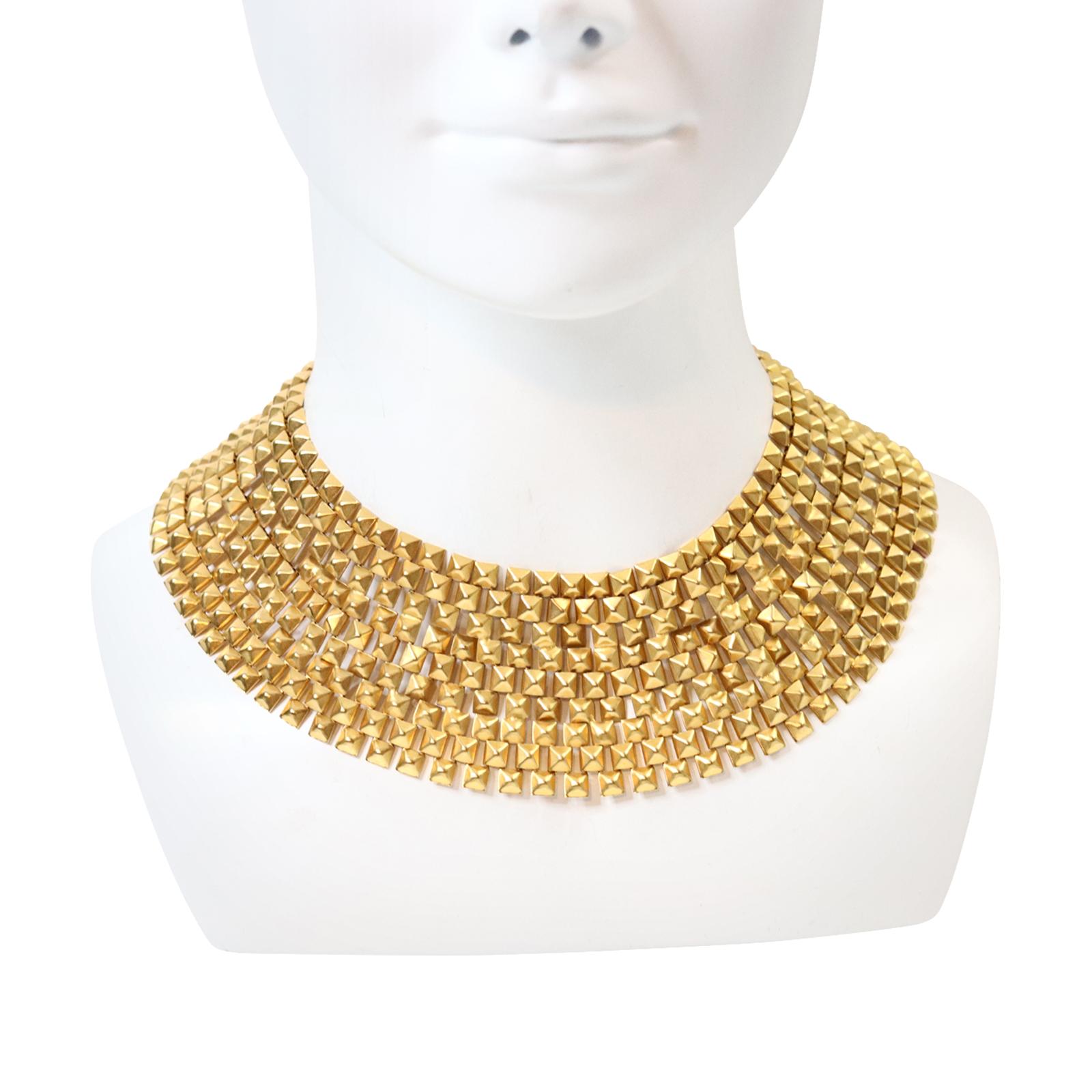 Moderno Collana vintage con collare in tonalità oro, circa anni '80 in vendita