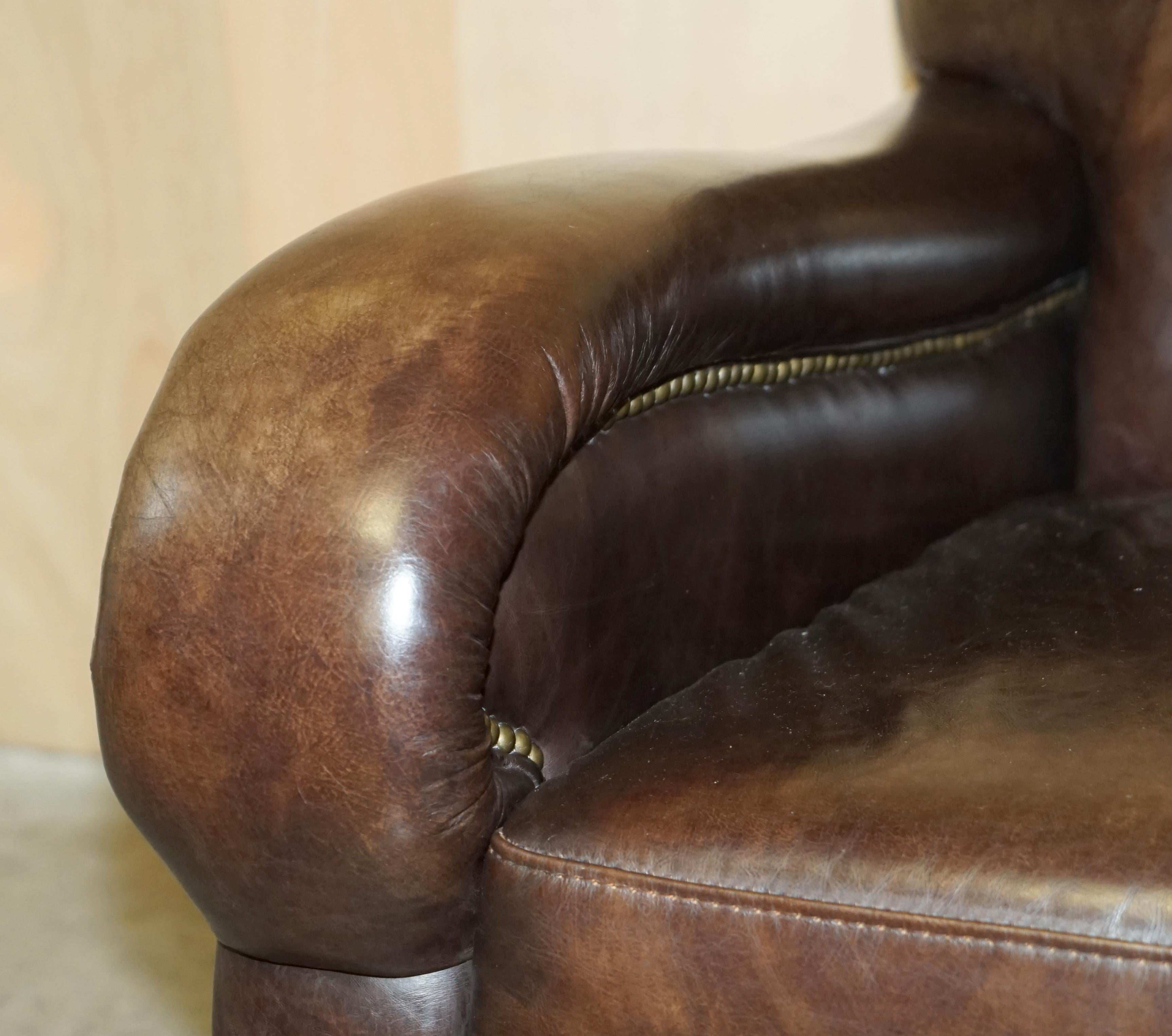 20th Century ViNTAGE COLLECTABLE DISCONTINUED AGED HERITAGE BROWN LEATHER CLUB ARMCHAIR For Sale