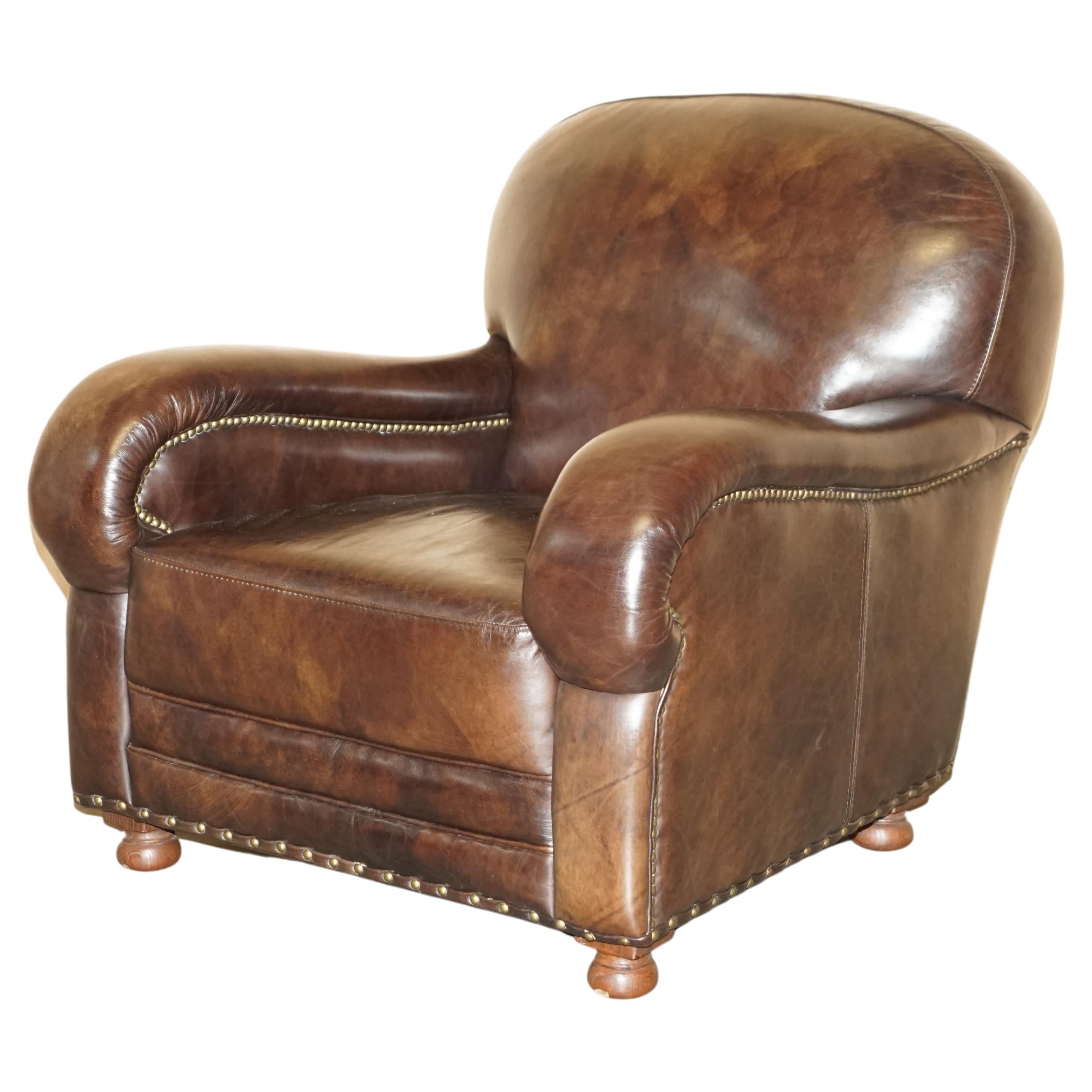 ViNTAGE COLLECTABLE DISCONTINUED AGED HERITAGE BROWN LEATHER CLUB ARMCHAIR For Sale