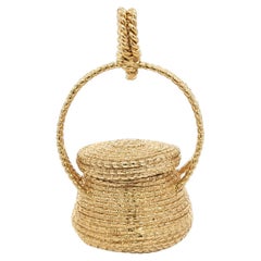 Colgante vintage de colección: cesta de hierba dulce trenzada para pan de picnic, de oro de 14k, con tapa