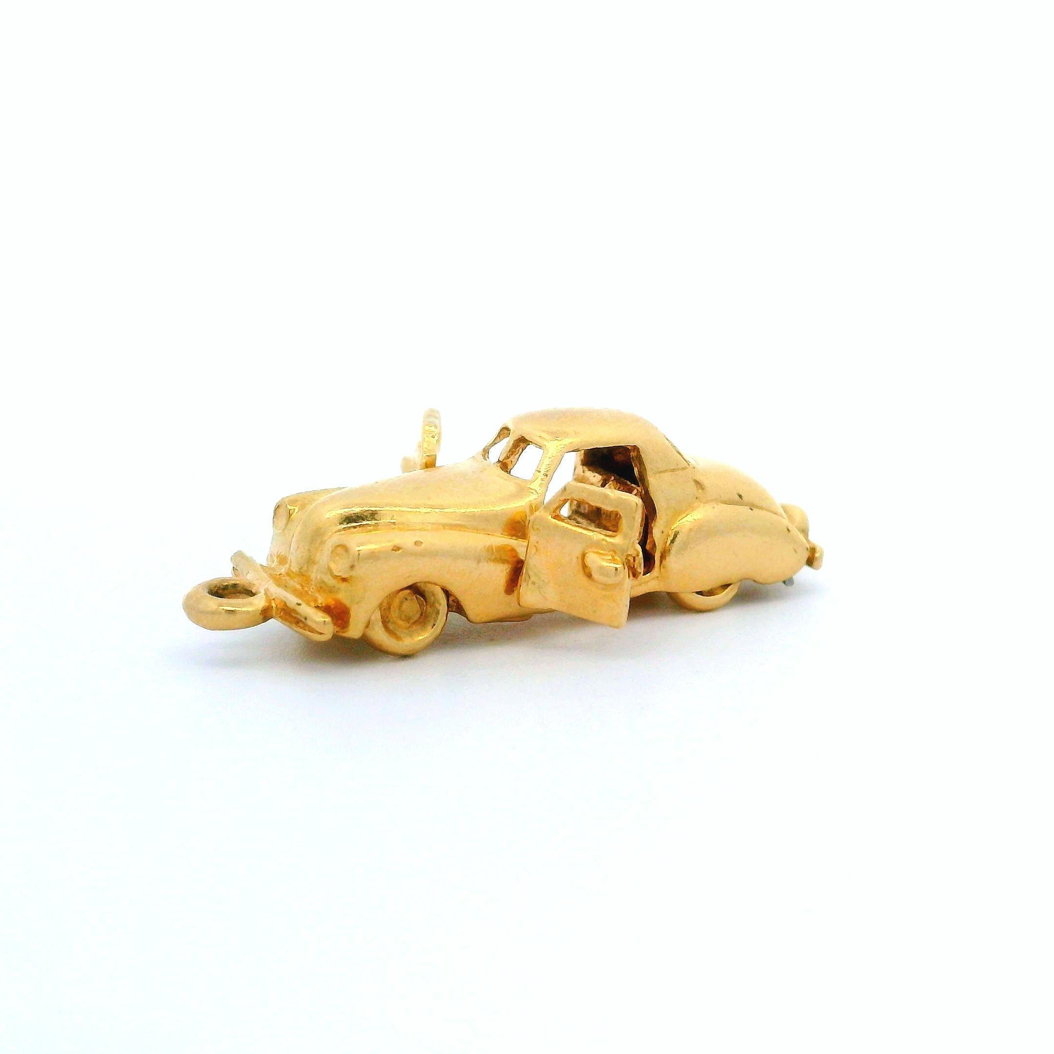 da uomo o donna Ciondolo da collezione vintage in oro giallo 14k con auto funzionante e dettagliata in 3D in vendita