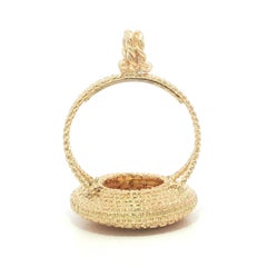 Vintage Collectible 14k Yellow Gold Woven Sweetgrass Flower Basket Charm Pendant