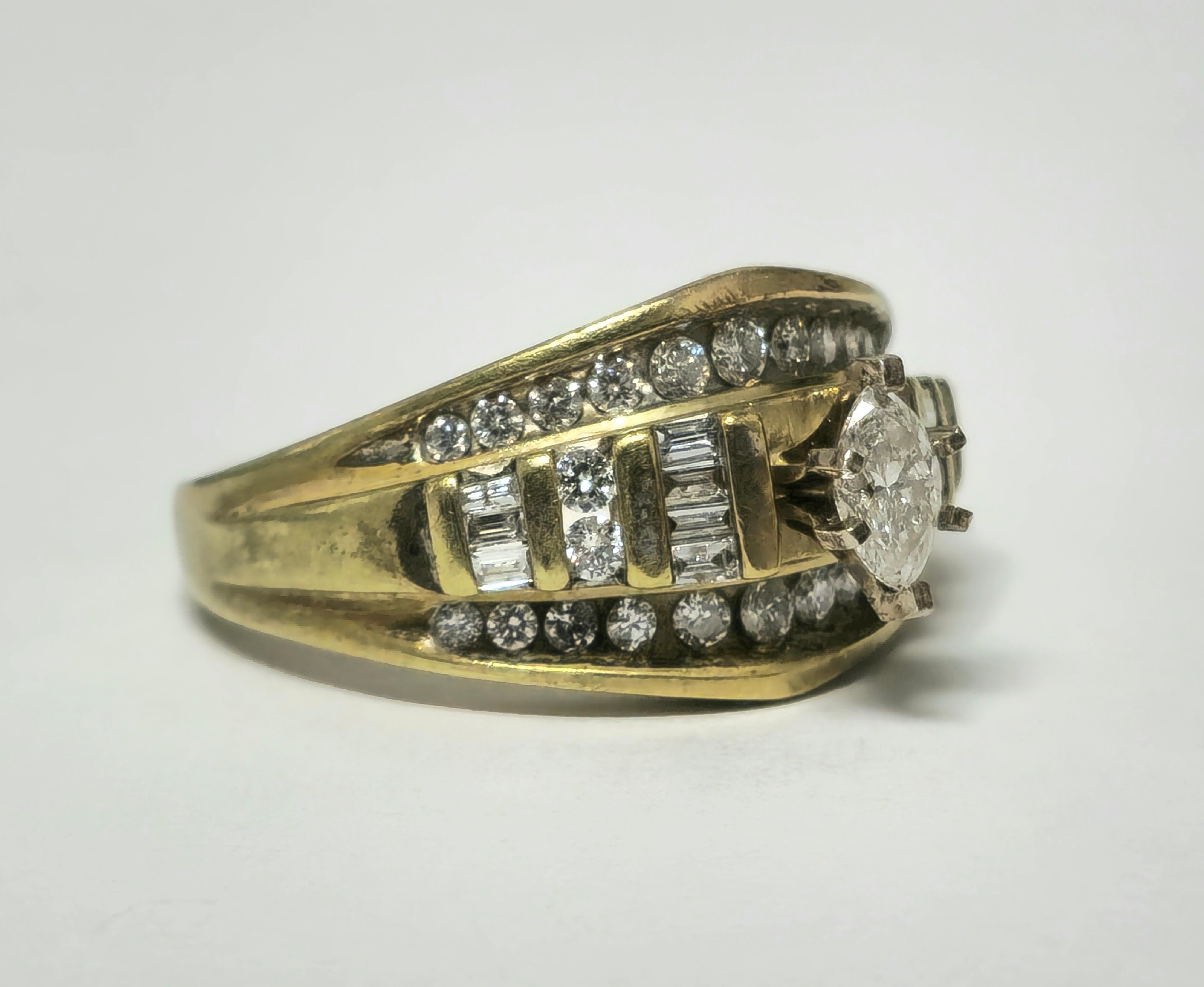 Art Deco Vintage Collectible 2.90 Carat Diamond Engagement Ring 14k Gold For Sale