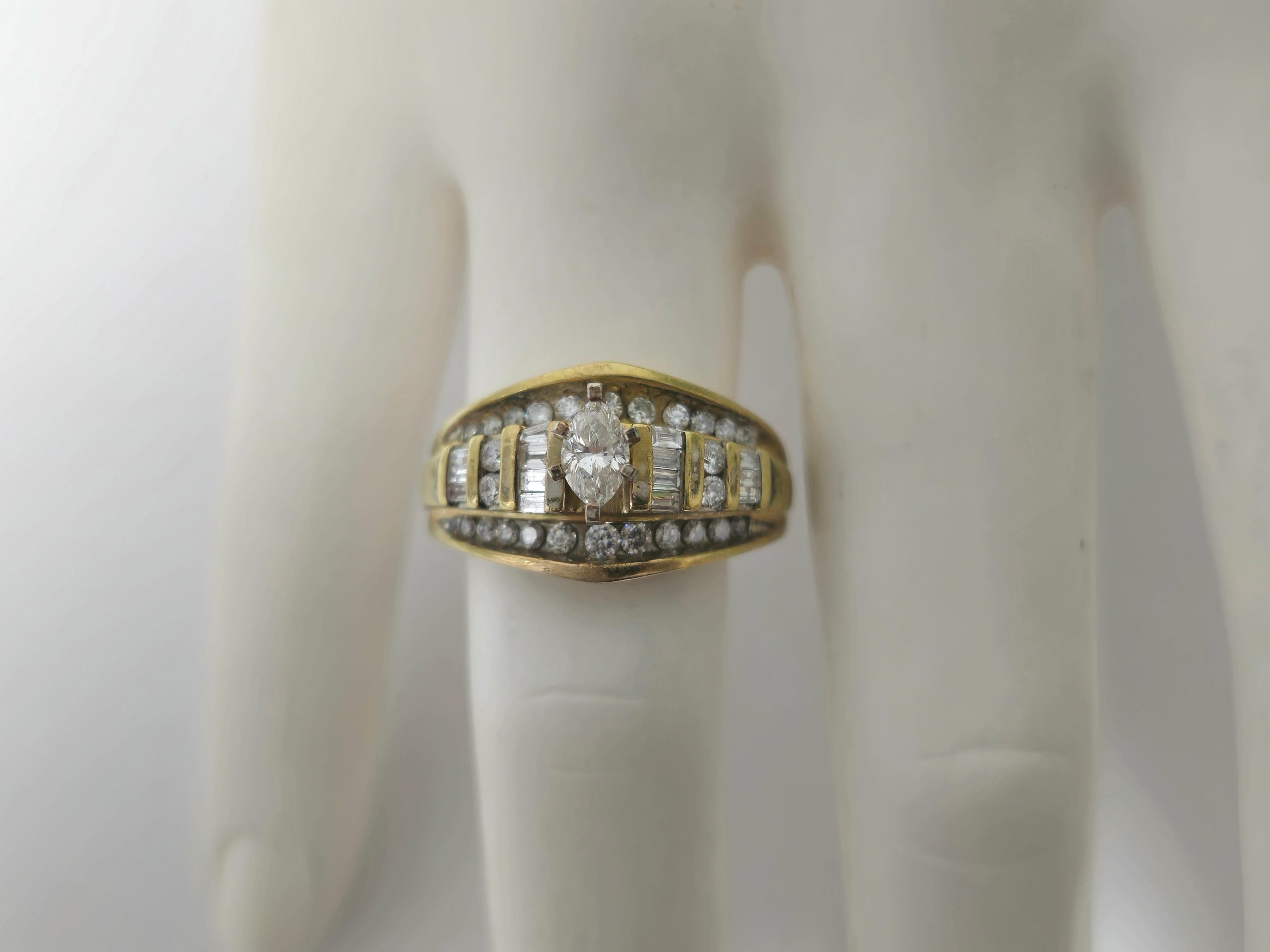 Women's Vintage Collectible 2.90 Carat Diamond Engagement Ring 14k Gold For Sale