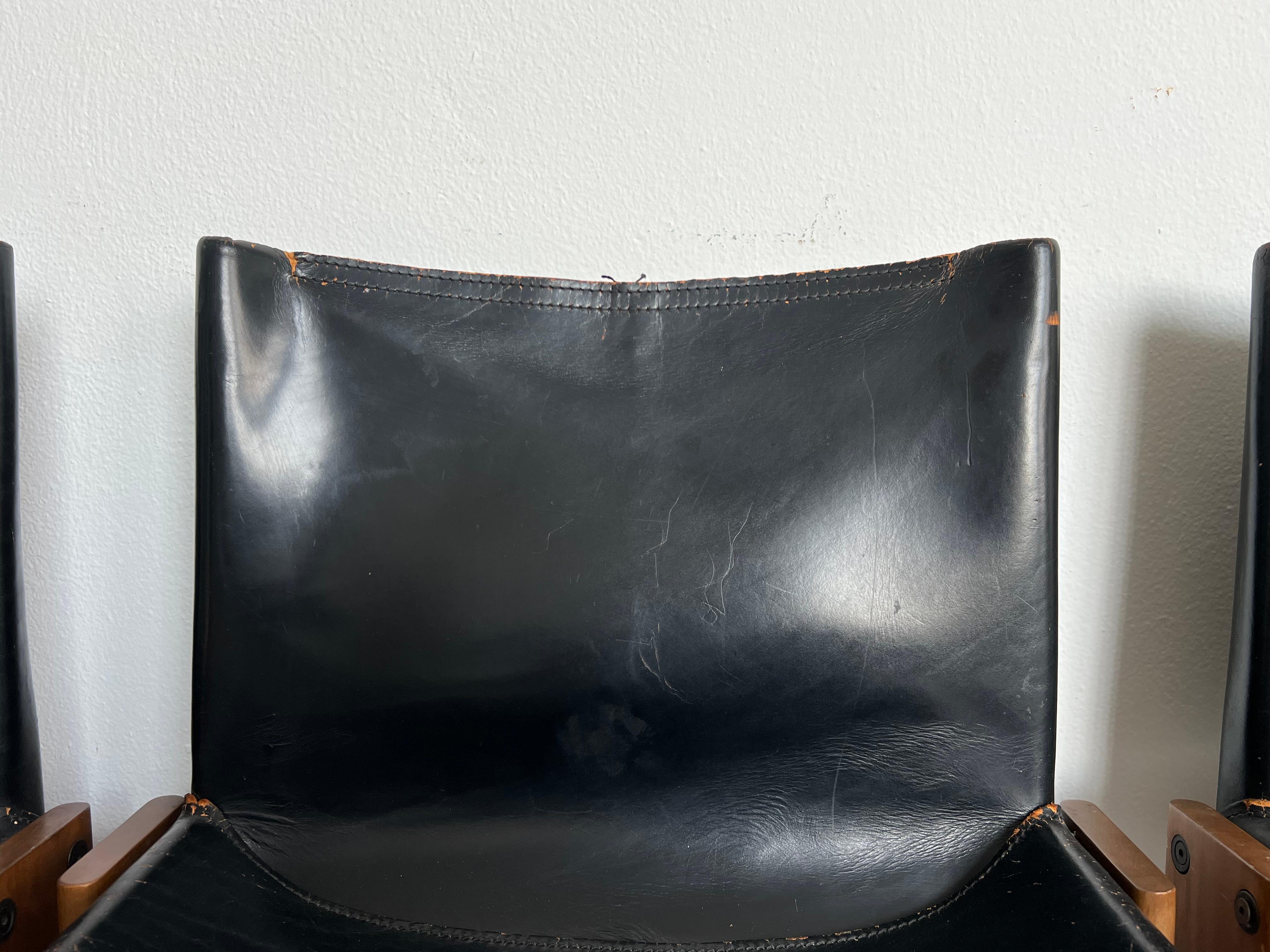 Vintage, sammelbar, schwarz Italienische Mönch-Esszimmerstühle von Afra & Tobia Scarpa im Angebot 3