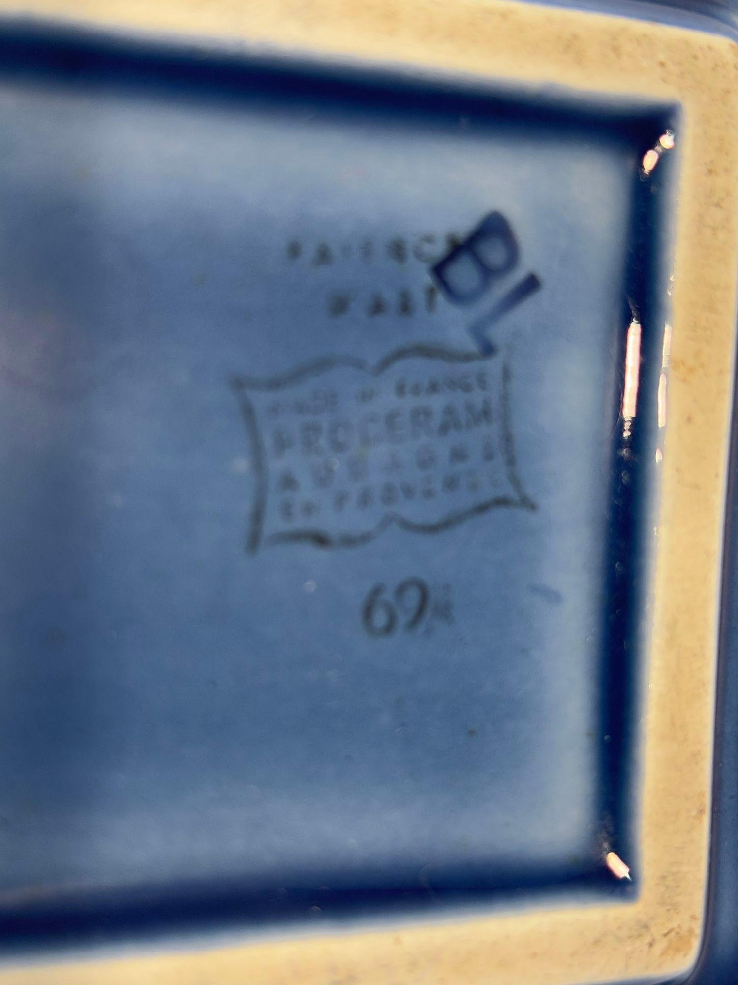 Posacenere vintage da collezione in ceramica con i punti di riferimento degli hotel francesi 1