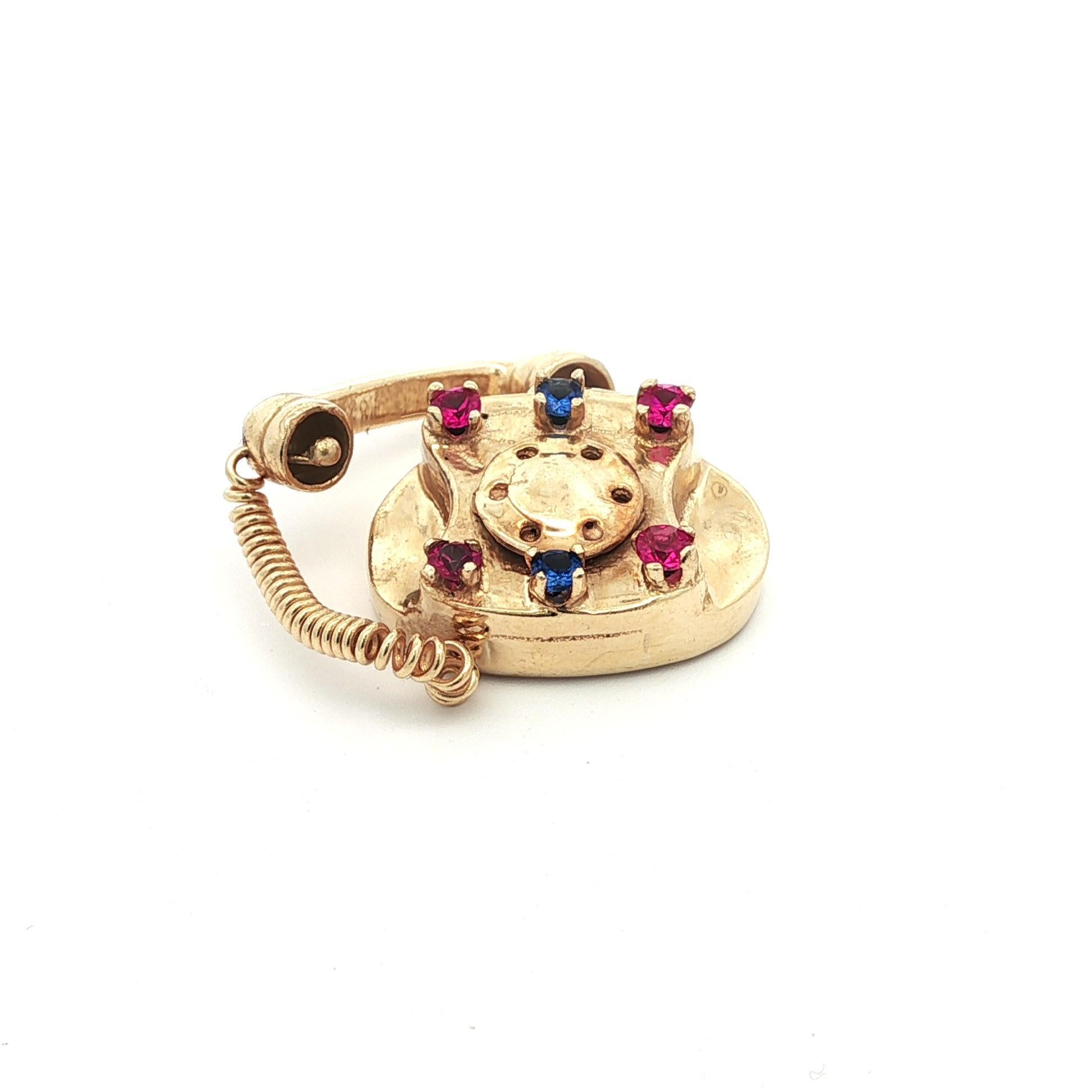 Vintage Collectible Gold Blau & Rosa Steine 1960's Telefon Charm Anhänger im Zustand „Gut“ im Angebot in Montclair, NJ