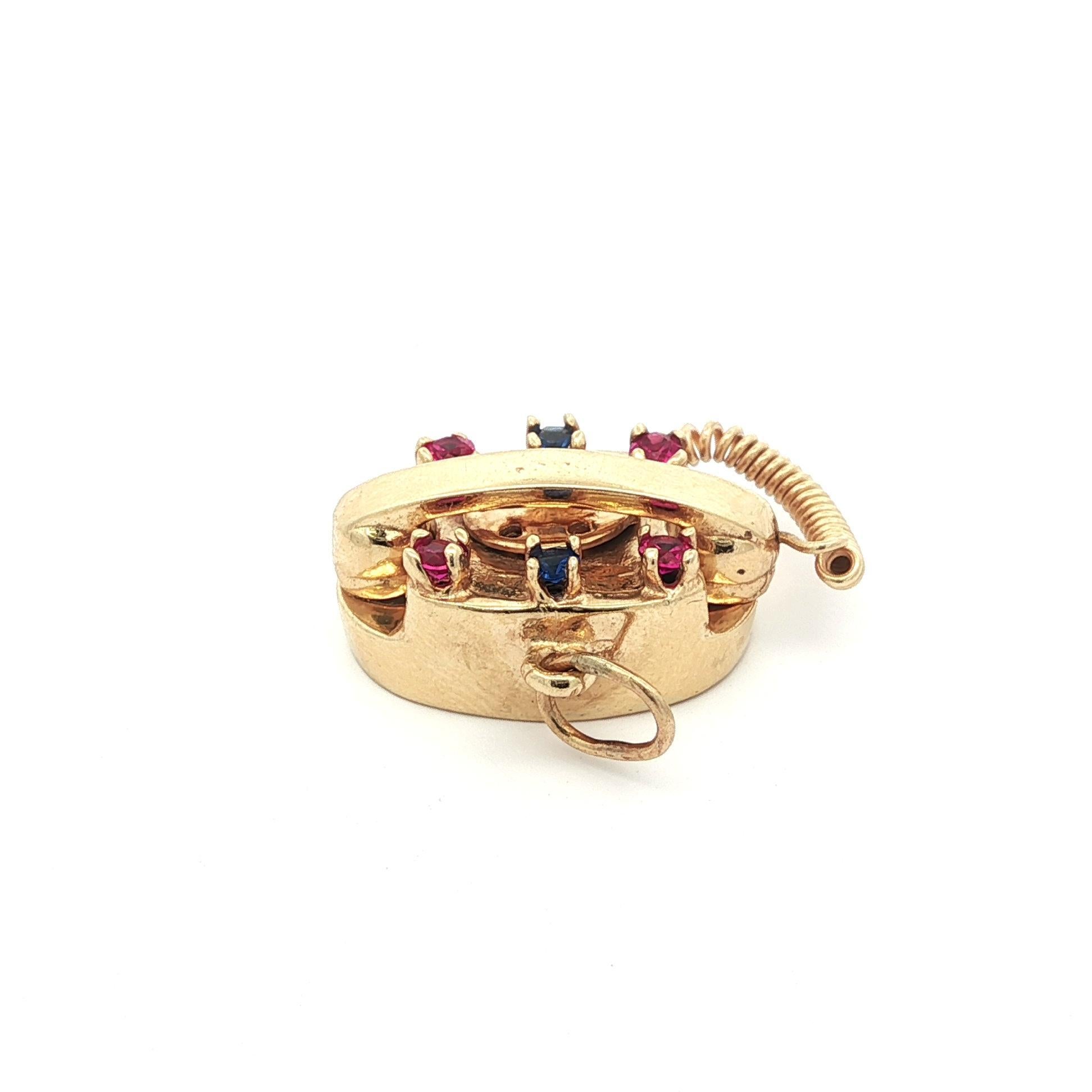 Vintage Collectible Gold Blau & Rosa Steine 1960's Telefon Charm Anhänger im Angebot 1