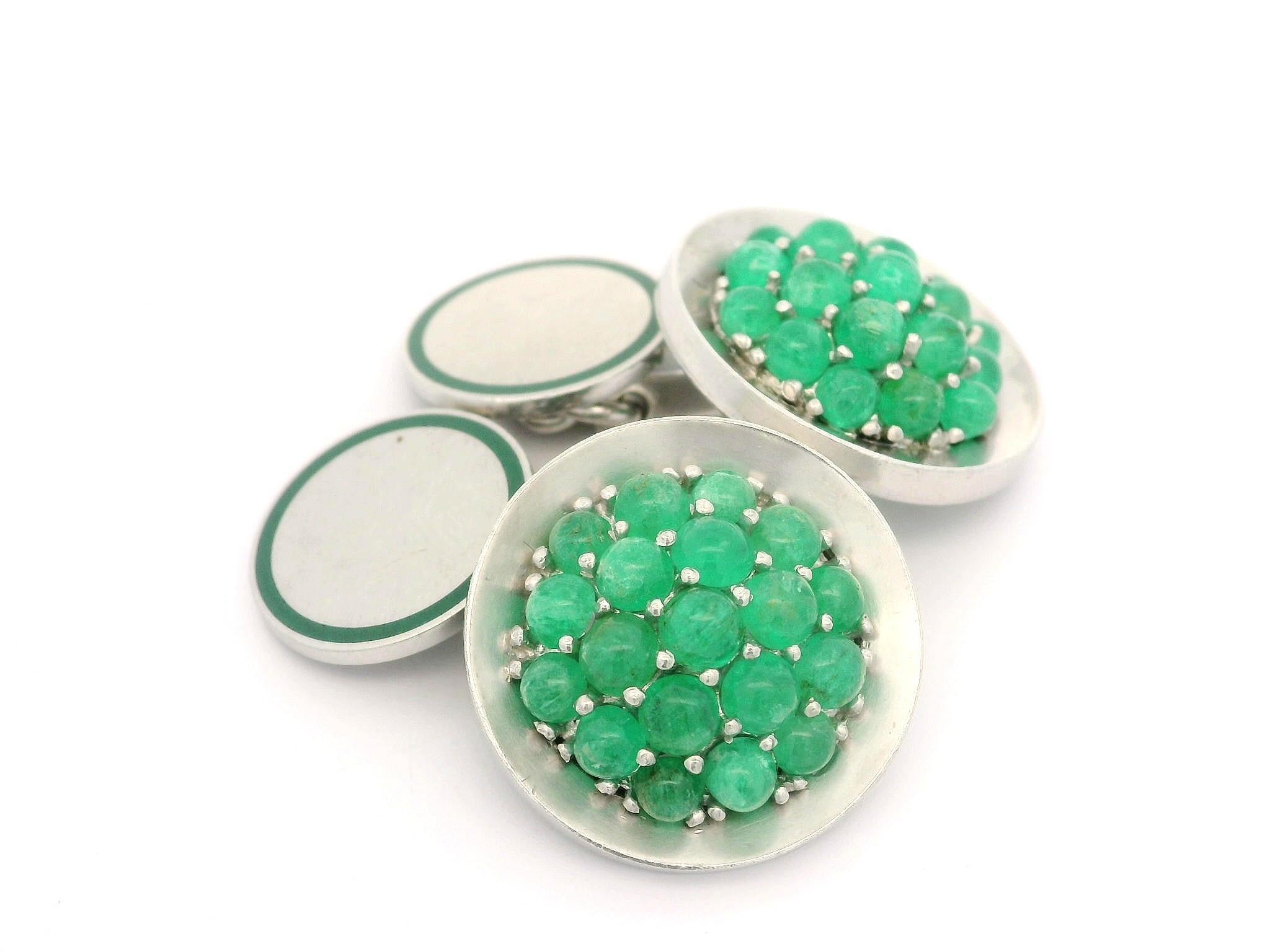 Boutons de manchette vintage de collection en or et platine avec émeraude cabochon et émail en vente 2