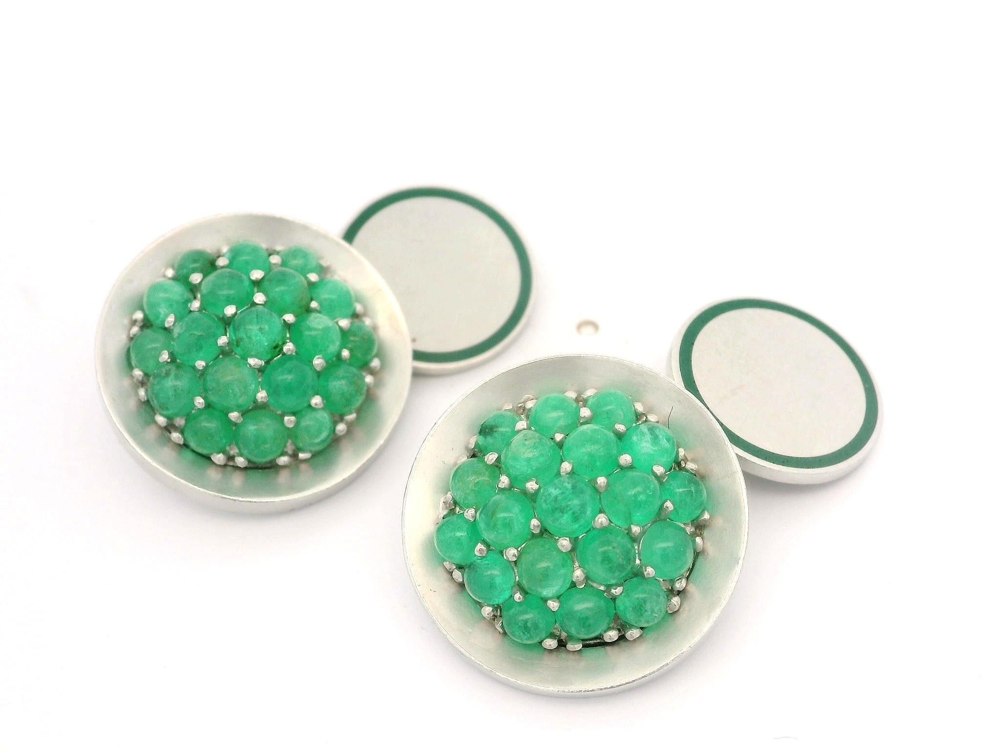 Boutons de manchette vintage de collection en or et platine avec émeraude cabochon et émail en vente 4