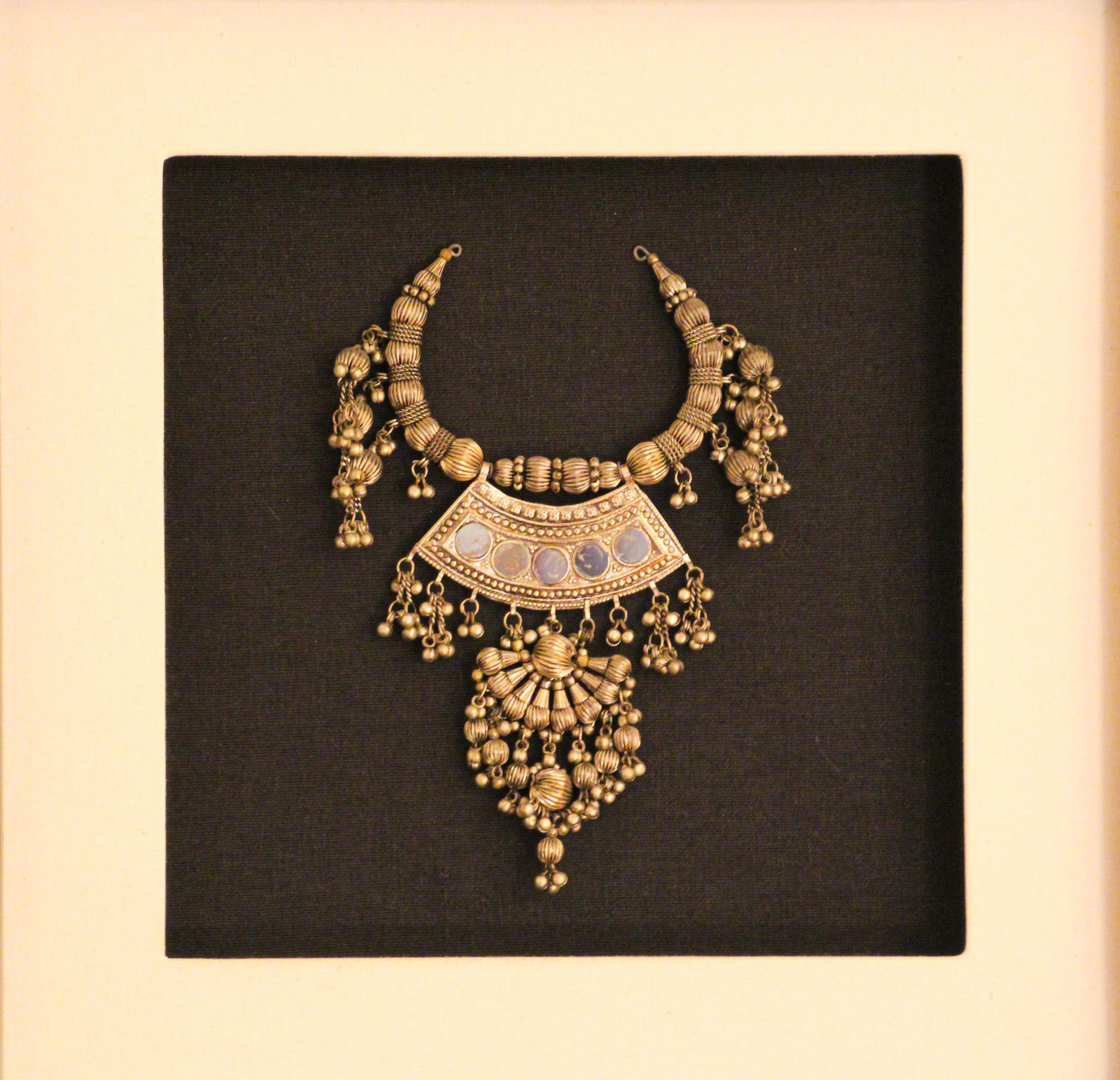 collares etnicos