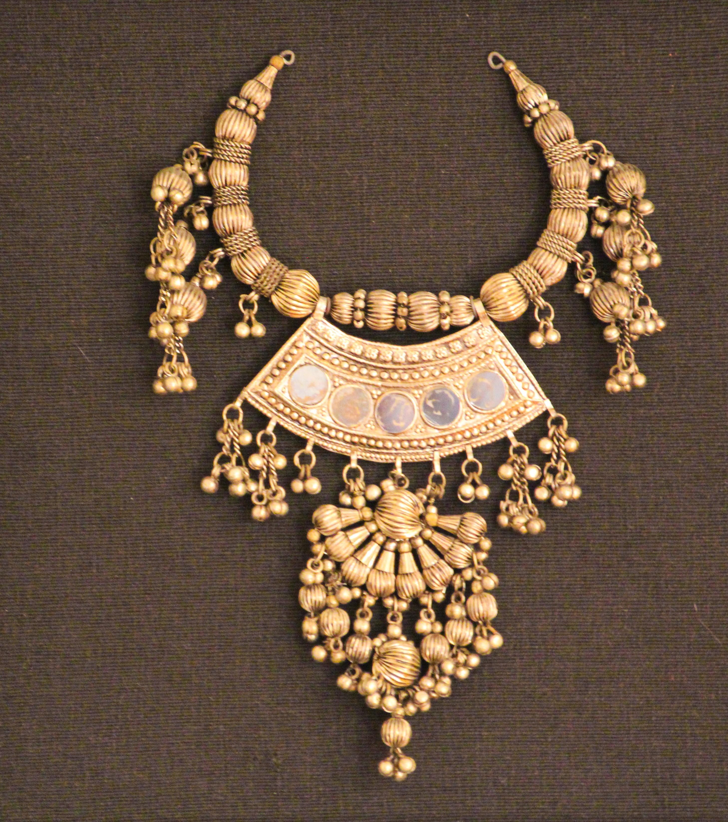 Anglo Raj Vintage Collectible Jewelry Ethnic Indian Necklace Framed For Sale