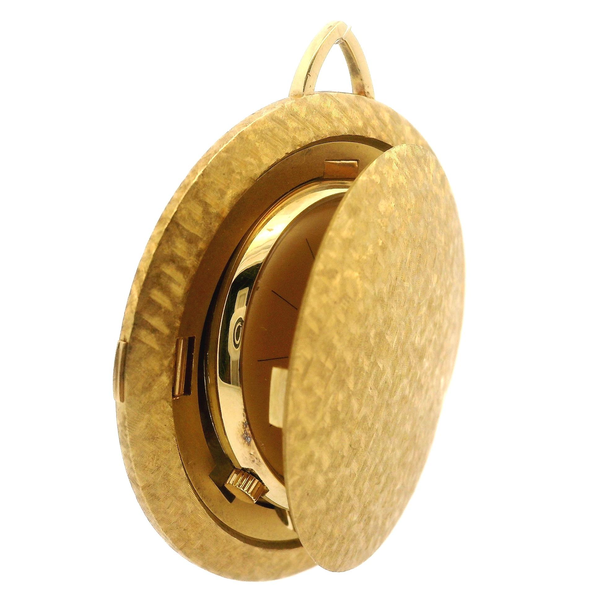 Vintage Collectible Meister 18k Gold Florentine Hammered Finish Desk Coin Watch For Sale 6