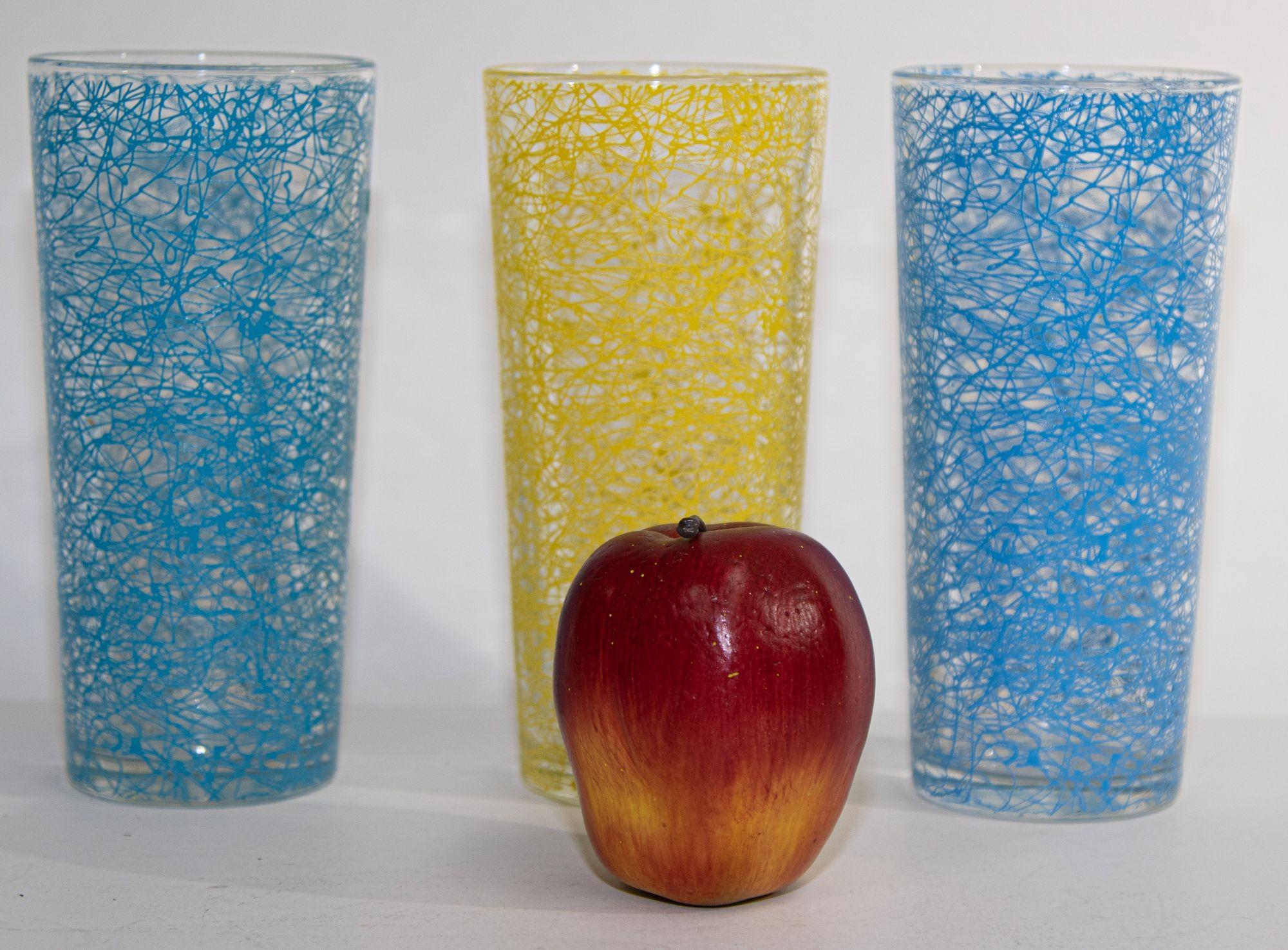 Vintage Collectible Retro Highball Spaghetti Tumblers Set of 3 Blue and Yellow For Sale 11