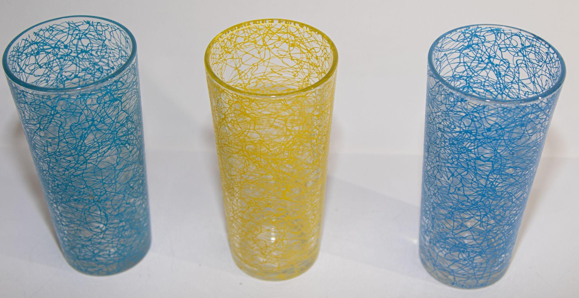 Mid-Century Modern Vintage Collectible Retro Highball Spaghetti Tumblers Set of 3 Blue and Yellow For Sale