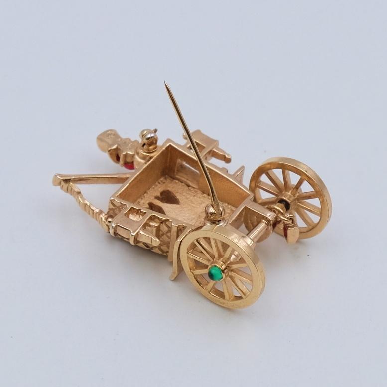 Women's or Men's Vintage Collectible Trifari Carriage Brooch 1940's