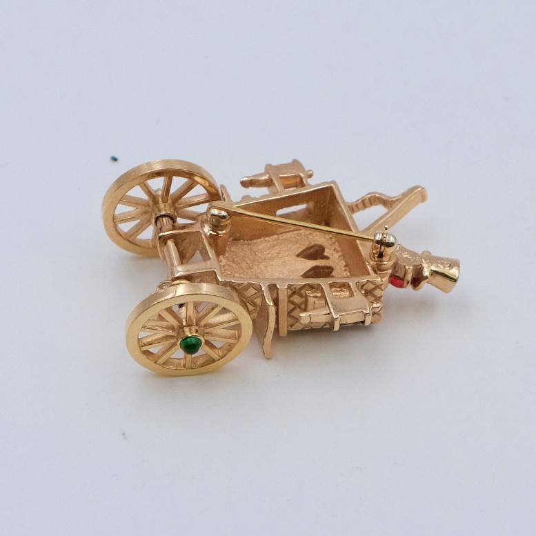 Vintage Collectible Trifari Carriage Brooch 1940's 1