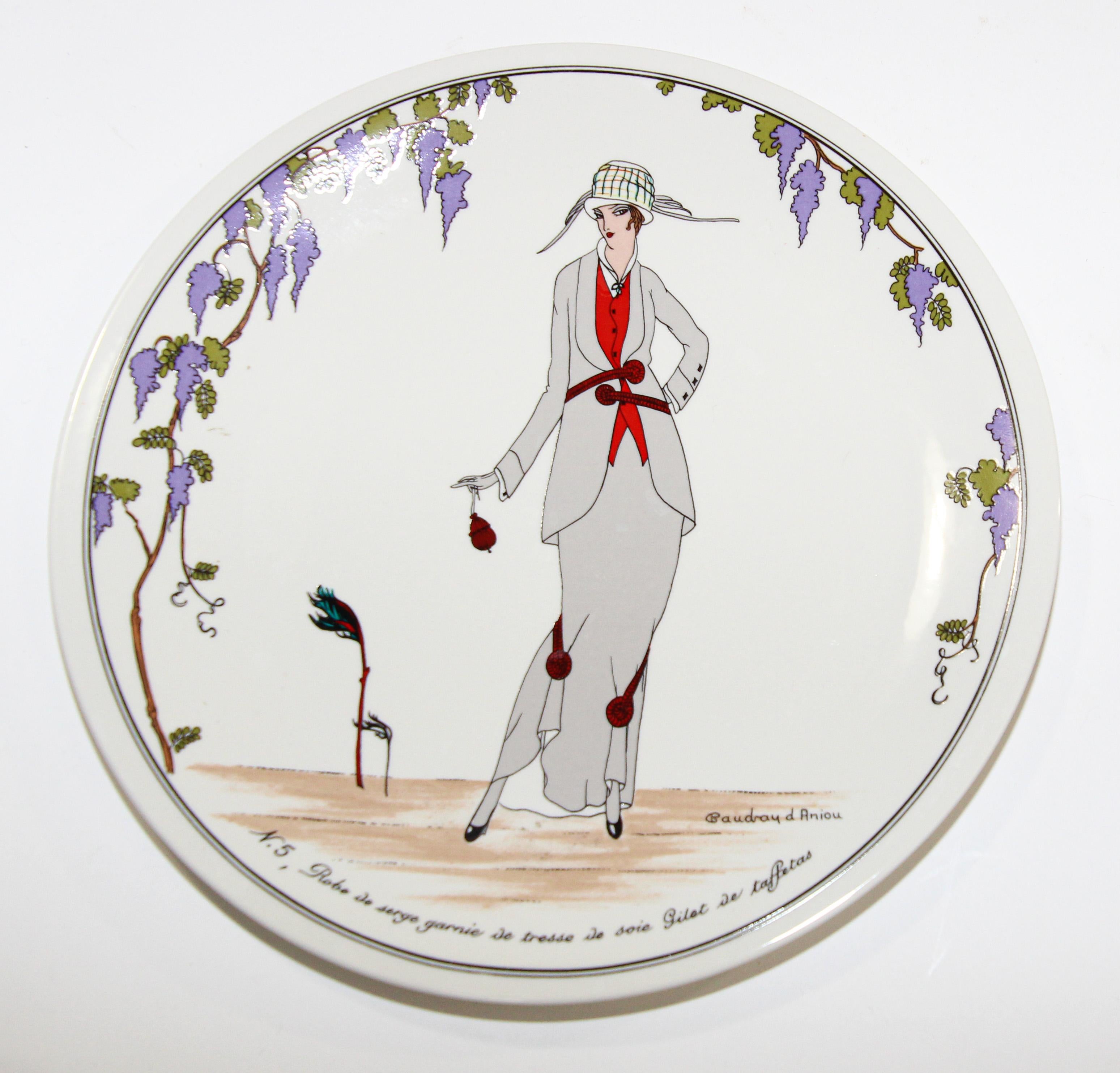 20th Century Vintage Collectible Villeroy and Boch Porcelain Plate 1900 Art Deco Design For Sale