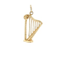 Vintage Collectible Yellow Gold 3D Detailed Harp Charm Pendant