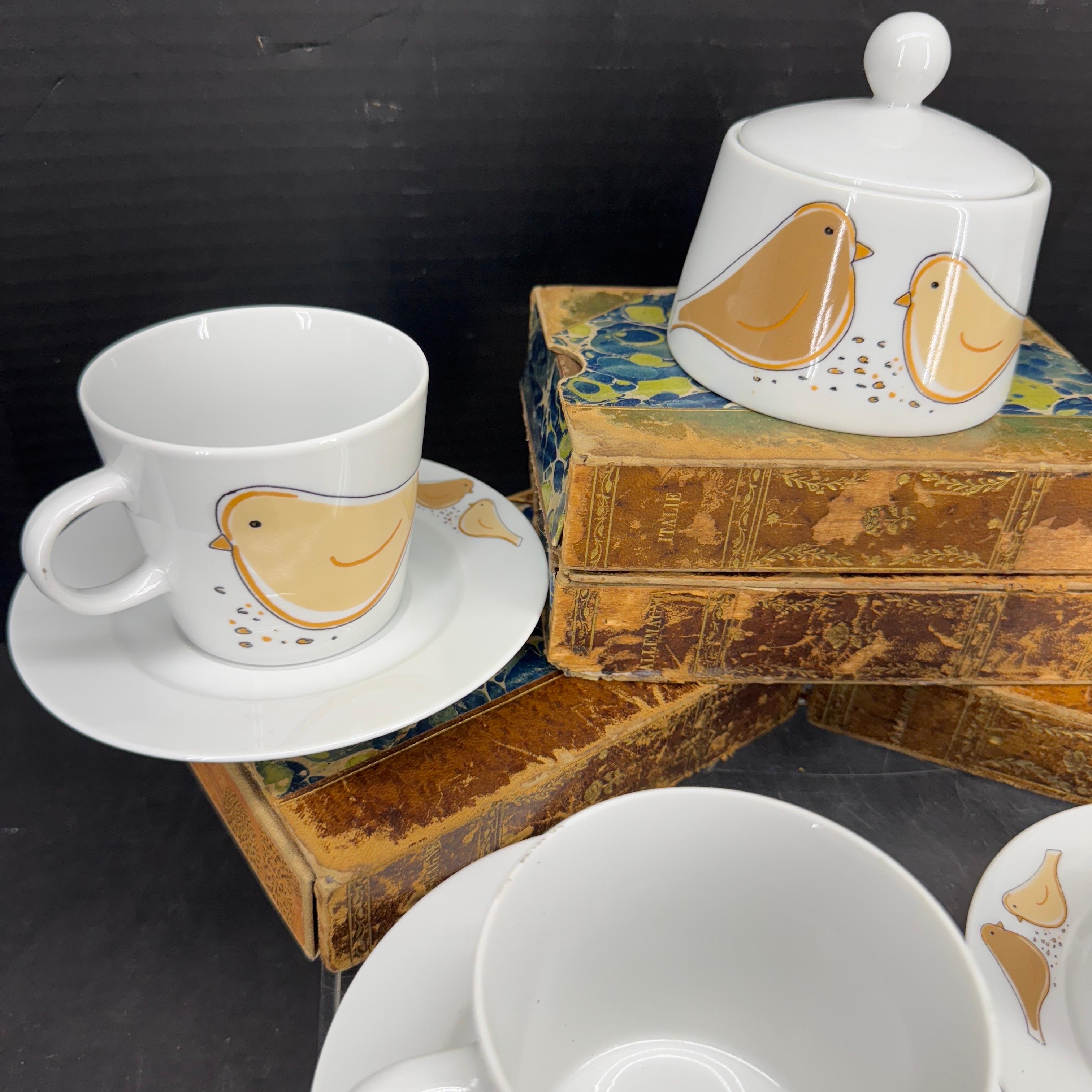 Vintage Collection from Aarikka Bird Porcelain Teapot Mugs For Sale 3