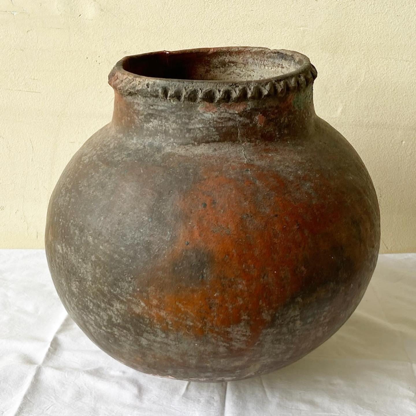 Vintage Colombian Clay Water Jug / Container For Sale 3