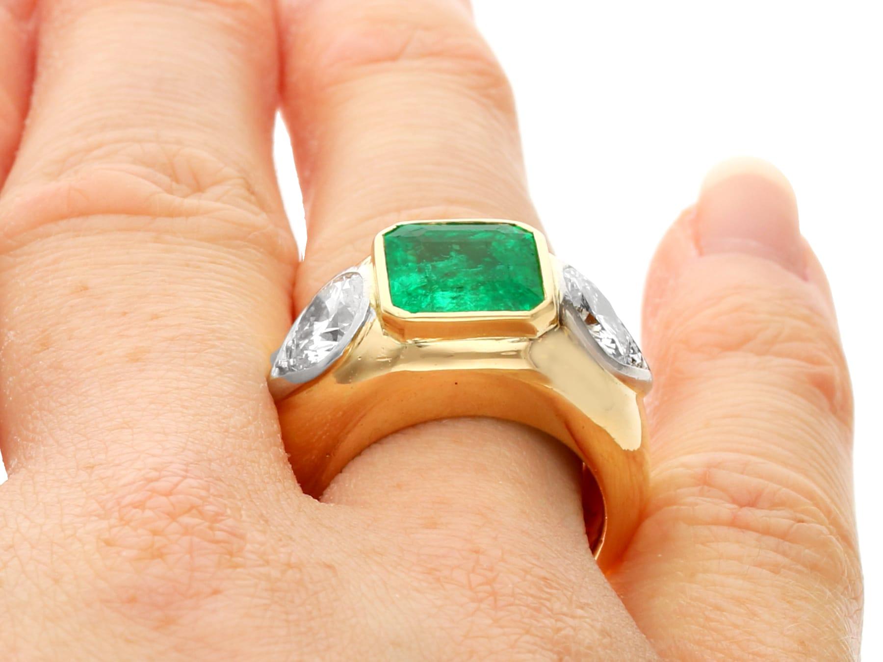 Vintage Colombian Emerald and 2.18 Carat Diamond, 18ct Yellow Gold Dress Ring For Sale 3