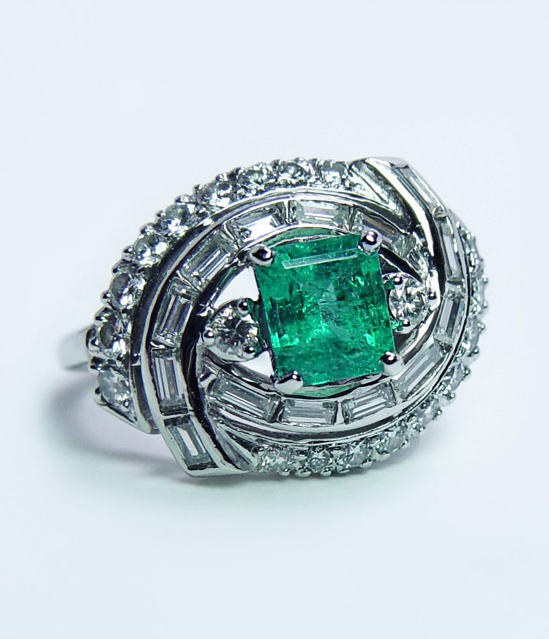 Vintage Colombian Emerald Baguette Diamond Ring Platinum Estate Midcentury For Sale 1