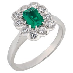 Bague vintage colombienne en or blanc 18 carats, sertie d'émeraudes et de diamants