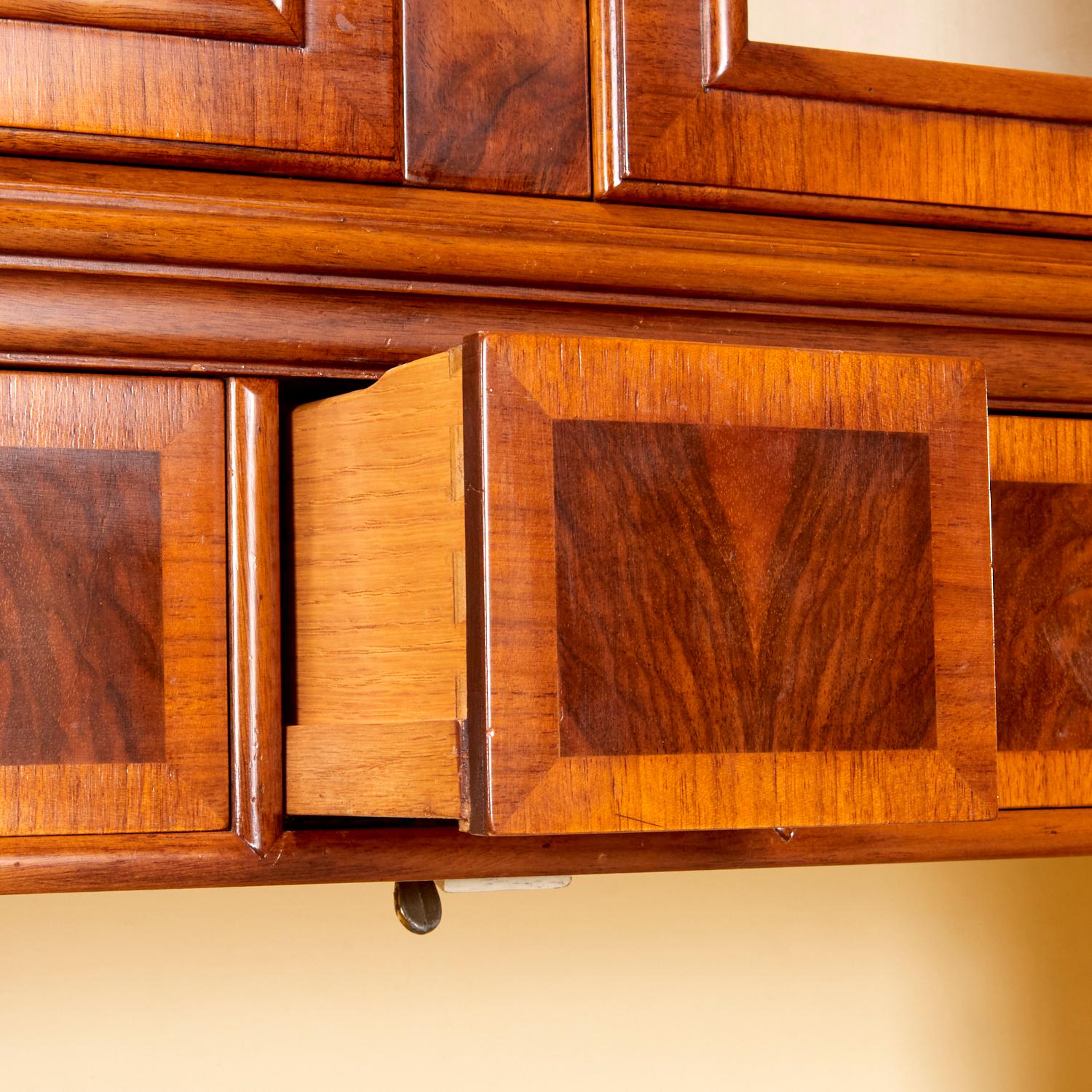 20th Century Vintage Colonial Revival Burl Wood Bookcase/Display Cabinet