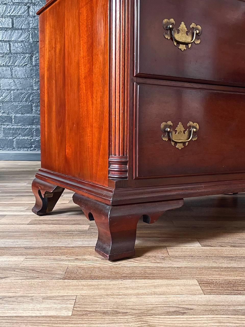 Vintage Colonial Revival Highboy Dresser by Kling Furniture im Angebot 3