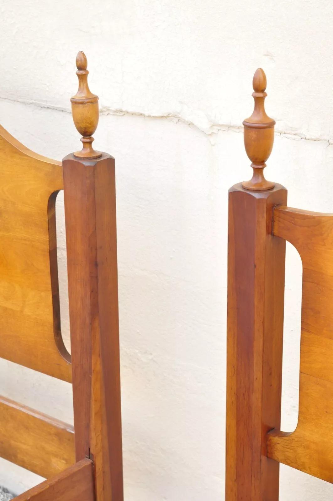 Unknown Vintage Colonial Style Maple Wood Urn Finial Twin Single Beds - a Pair