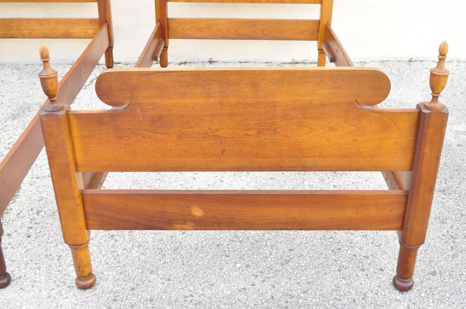 Vintage Colonial Style Maple Wood Urn Finial Twin Single Beds - a Pair 1