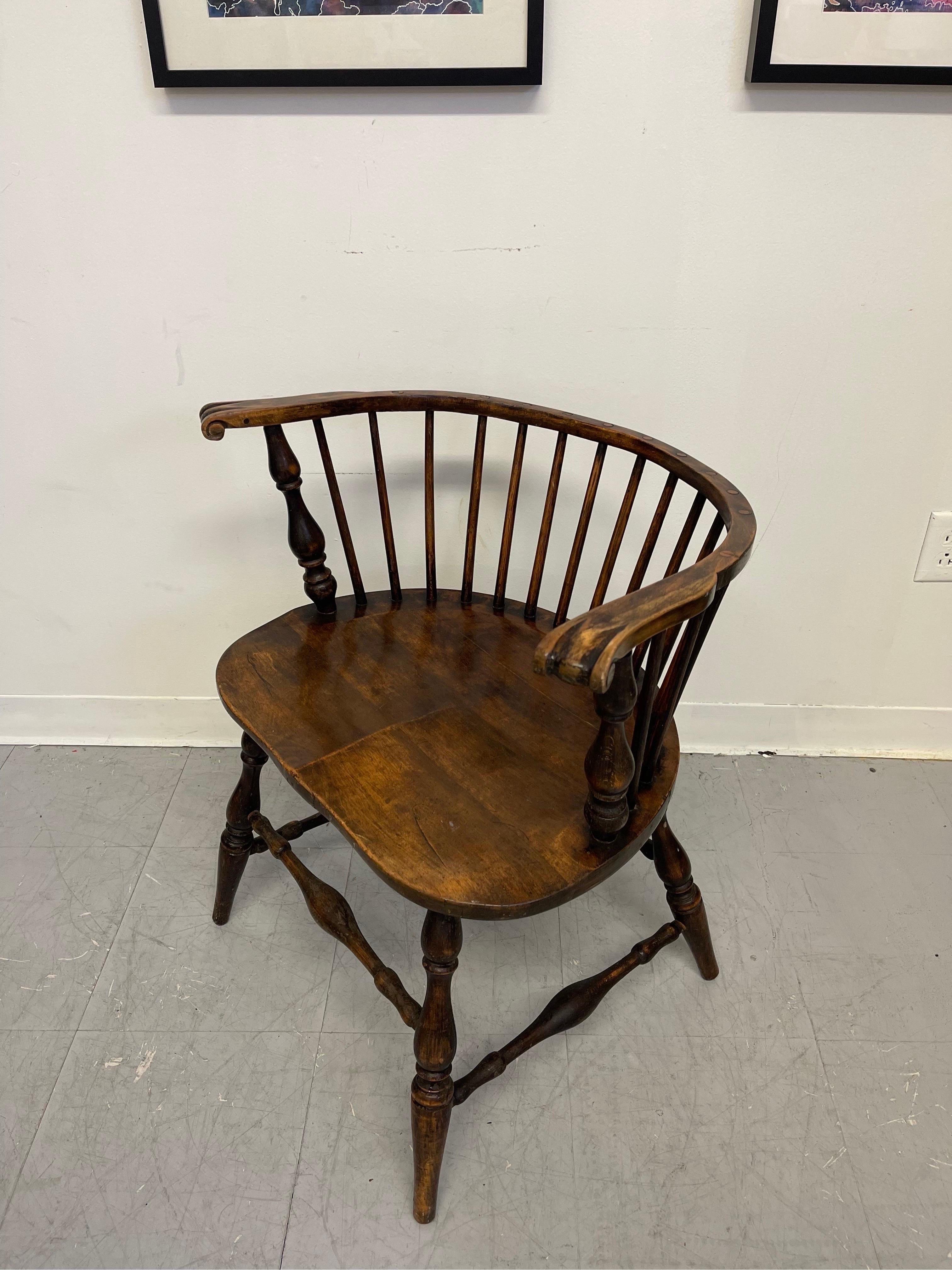 Late 20th Century Vintage Colonial Style Pub Chair For Sale