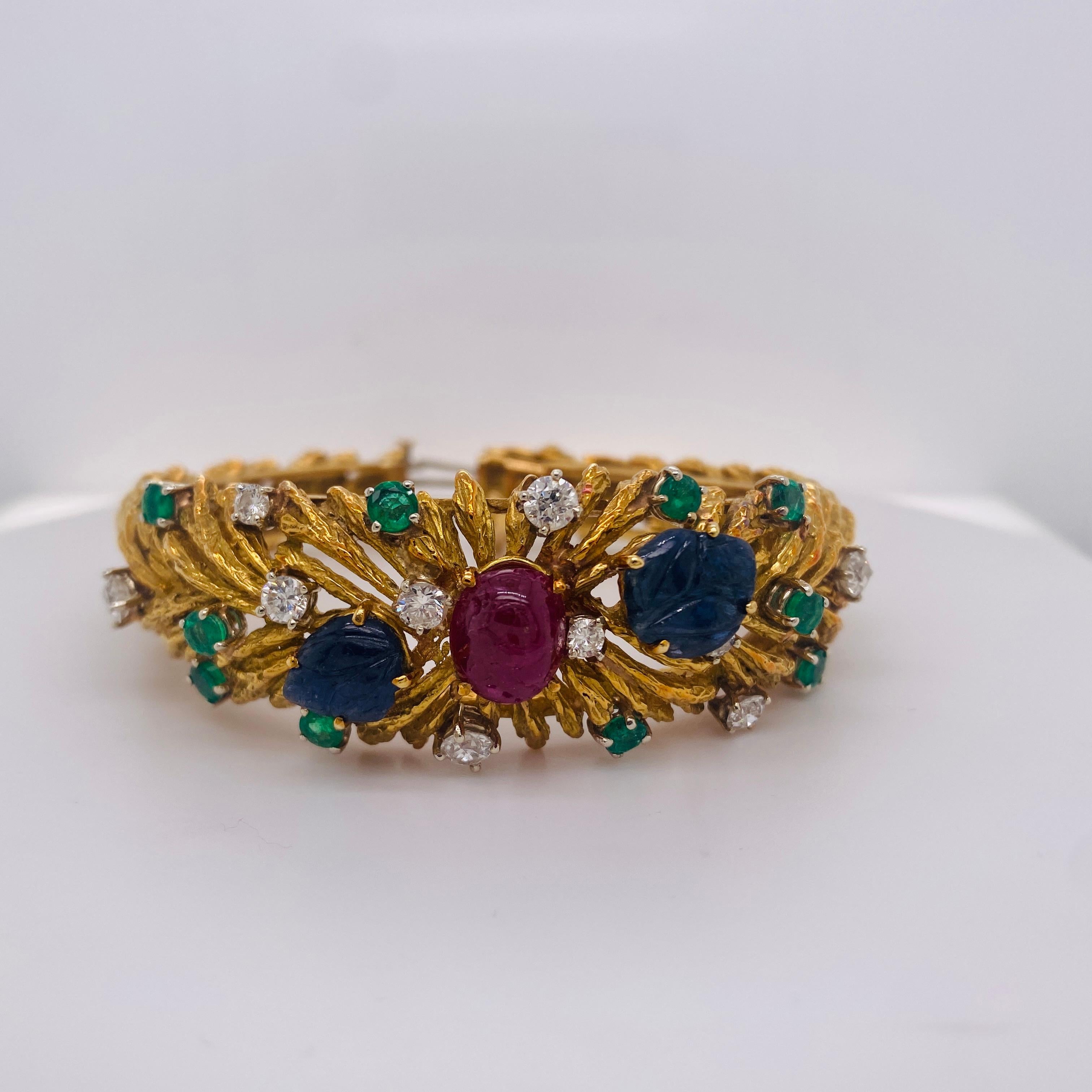 Bracciale Bombe d'epoca con pietre colorate fatto a mano in oro giallo 18 carati con cerniera in vendita 6