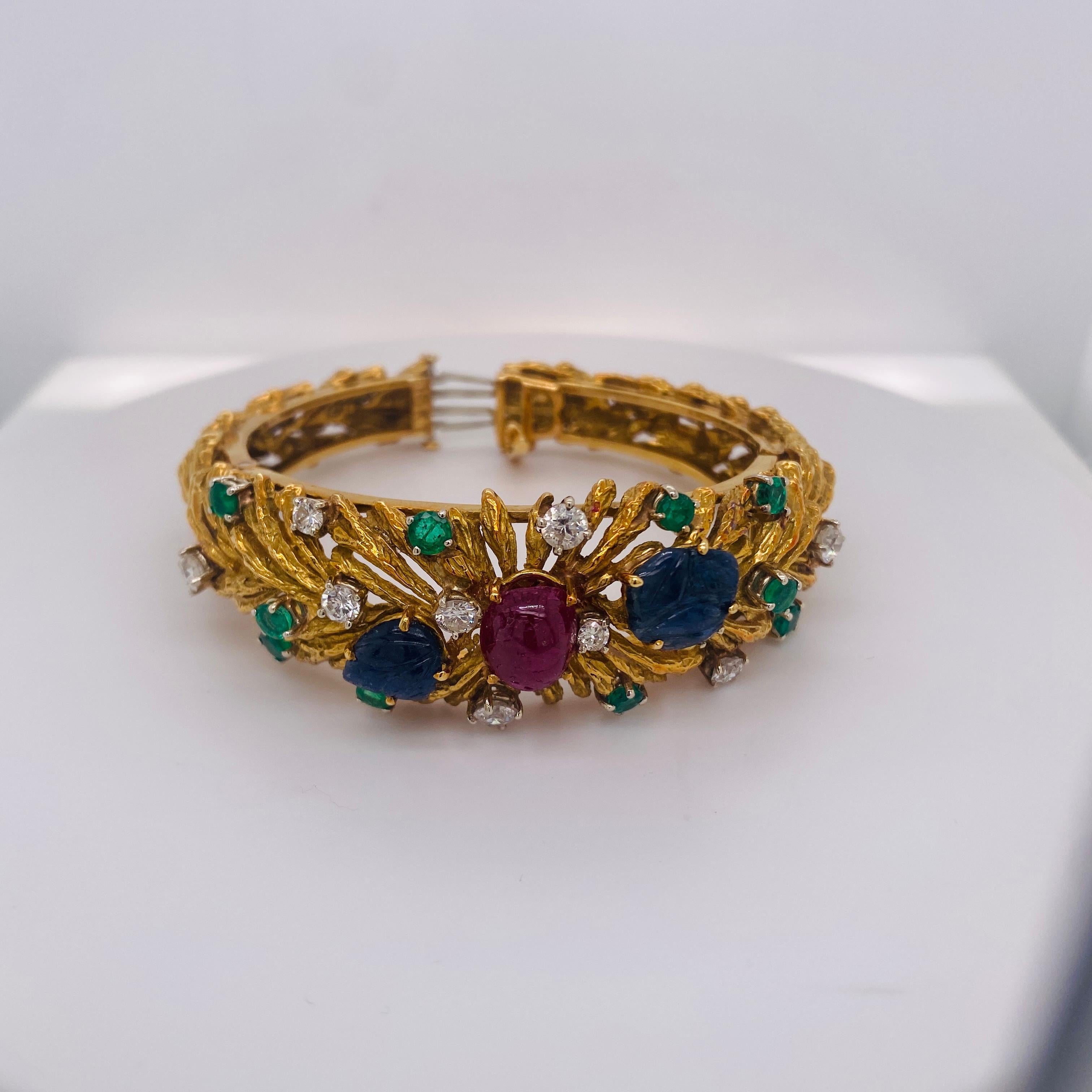 Bracciale Bombe d'epoca con pietre colorate fatto a mano in oro giallo 18 carati con cerniera in vendita 10