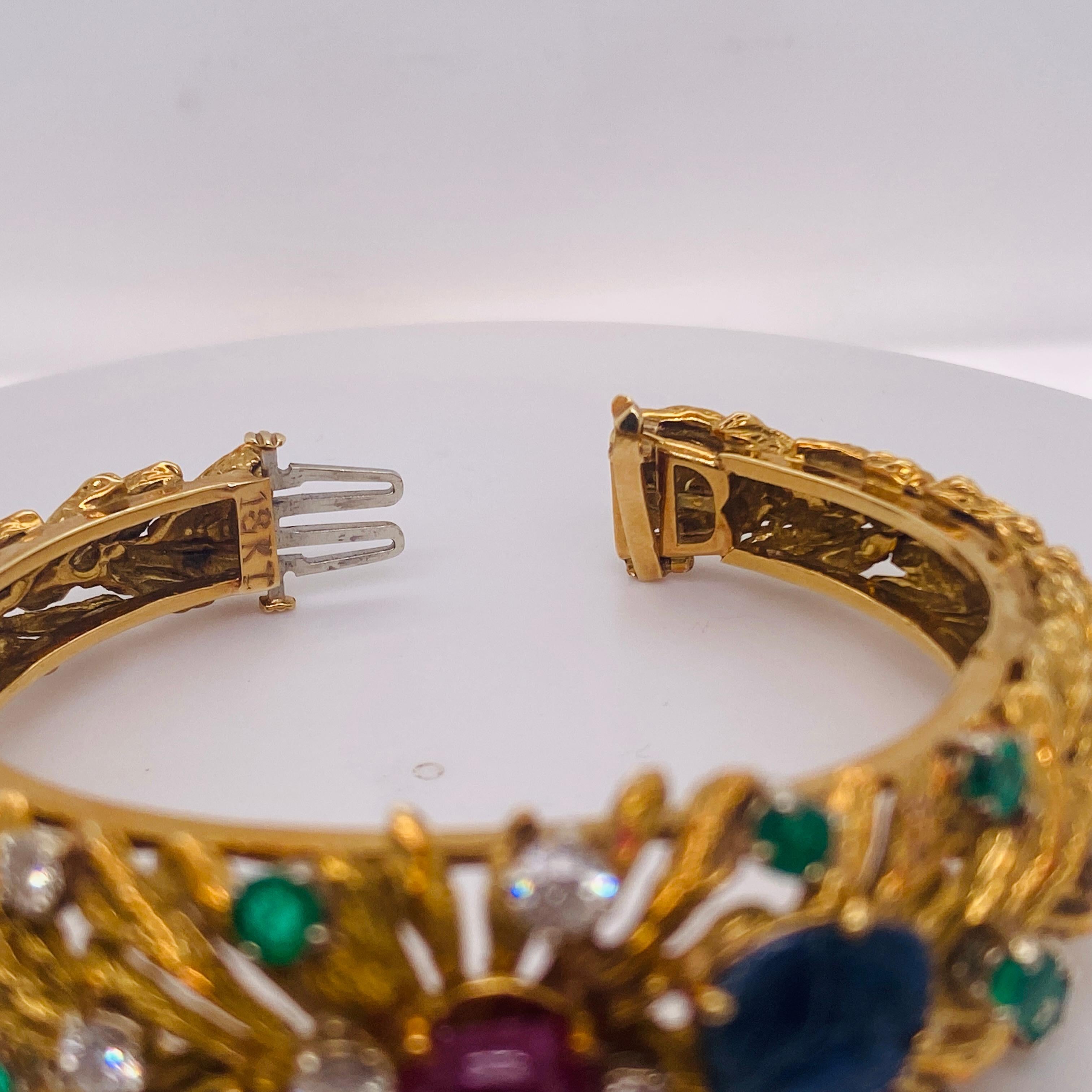 Bracciale Bombe d'epoca con pietre colorate fatto a mano in oro giallo 18 carati con cerniera in vendita 12