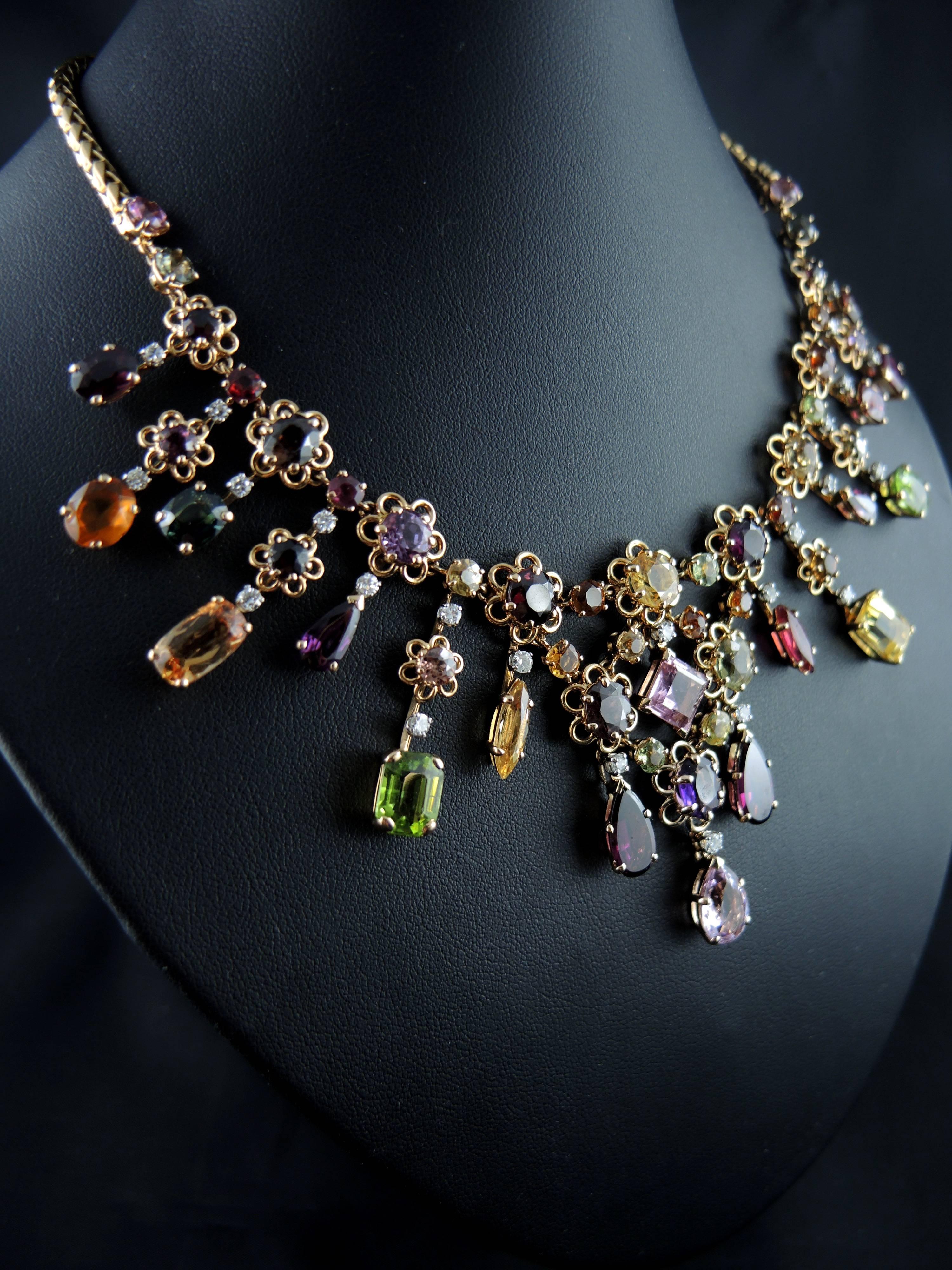 Retro Vintage Colored Stones and Gold French Necklace, circa 1950 For Sale