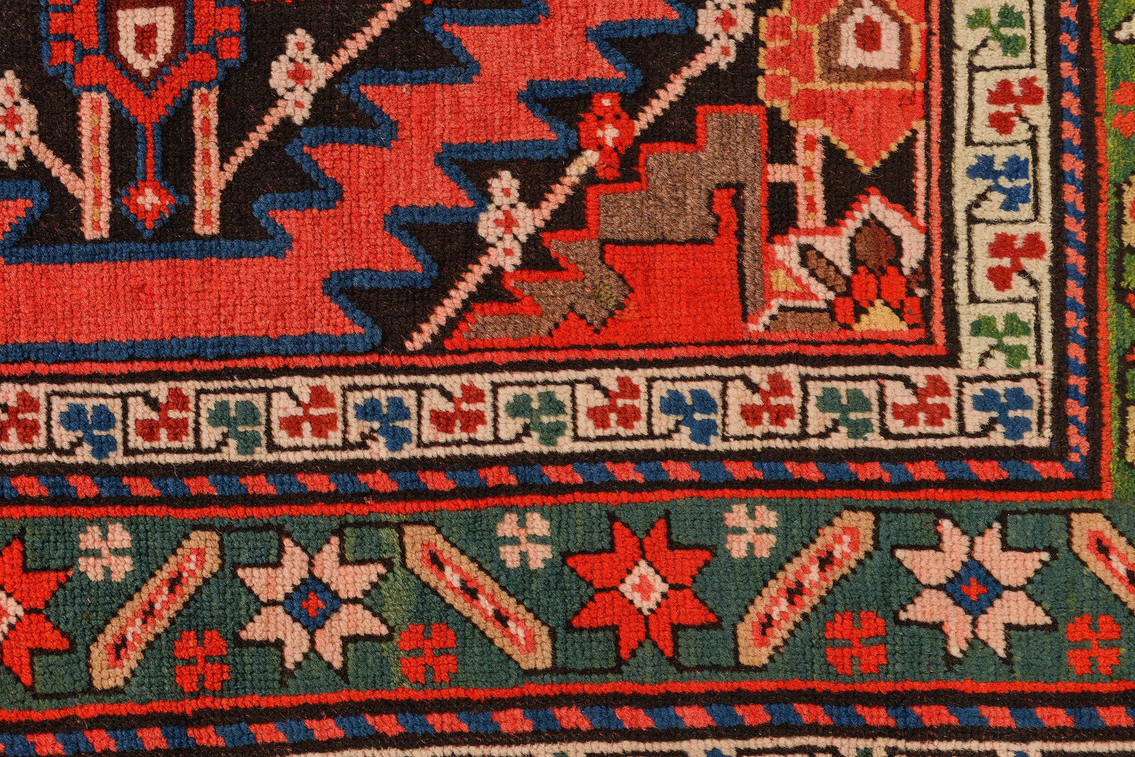  Kaukasischer Karabagh-Teppich im Vintage-Stil (Mitte des 20. Jahrhunderts) im Angebot