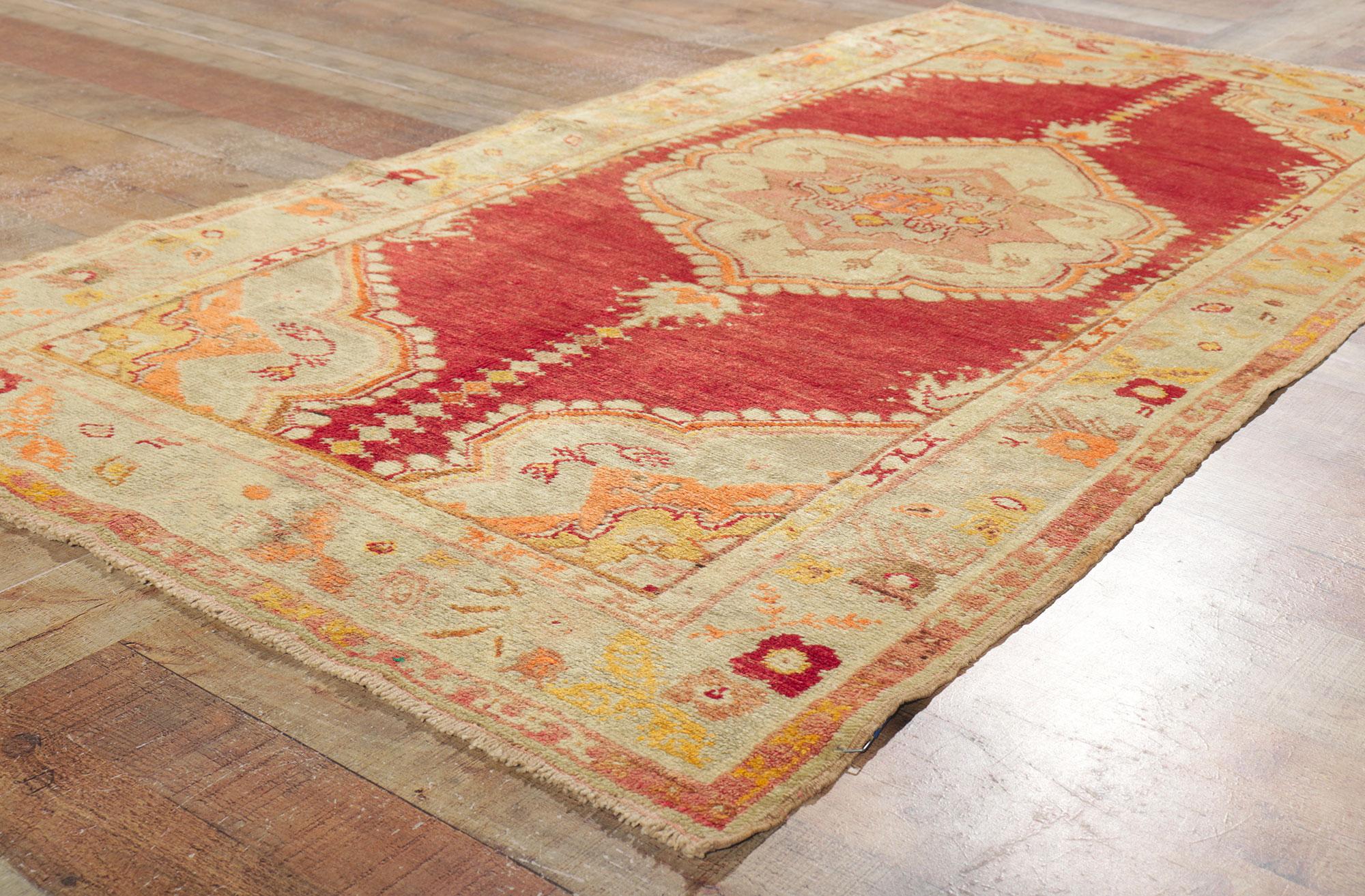 Vintage Colorful Red Turkish Oushak Rug In Good Condition For Sale In Dallas, TX