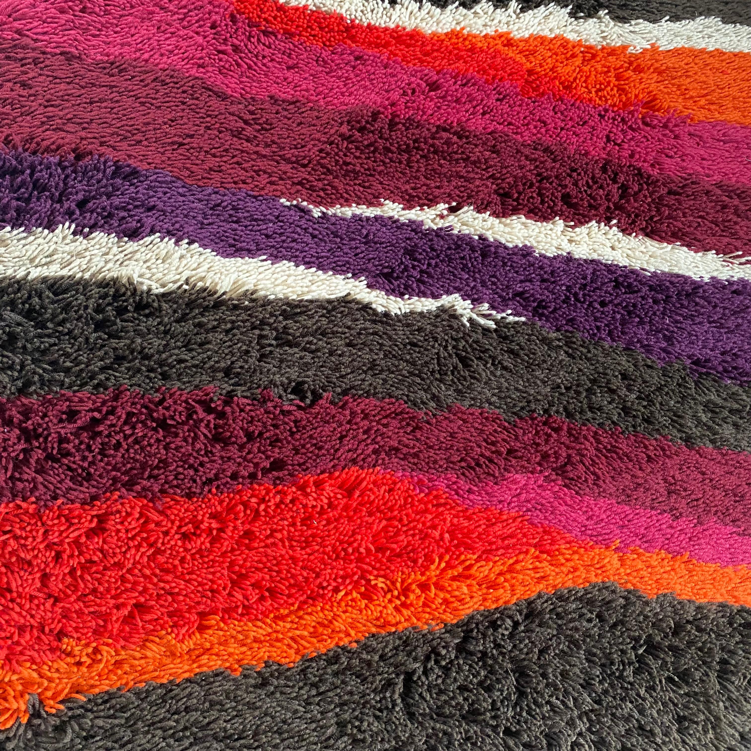 Vintage-Teppich im Panton-Stil mit bunten Streifen von Desso, Niederlande, 1970 im Angebot 3