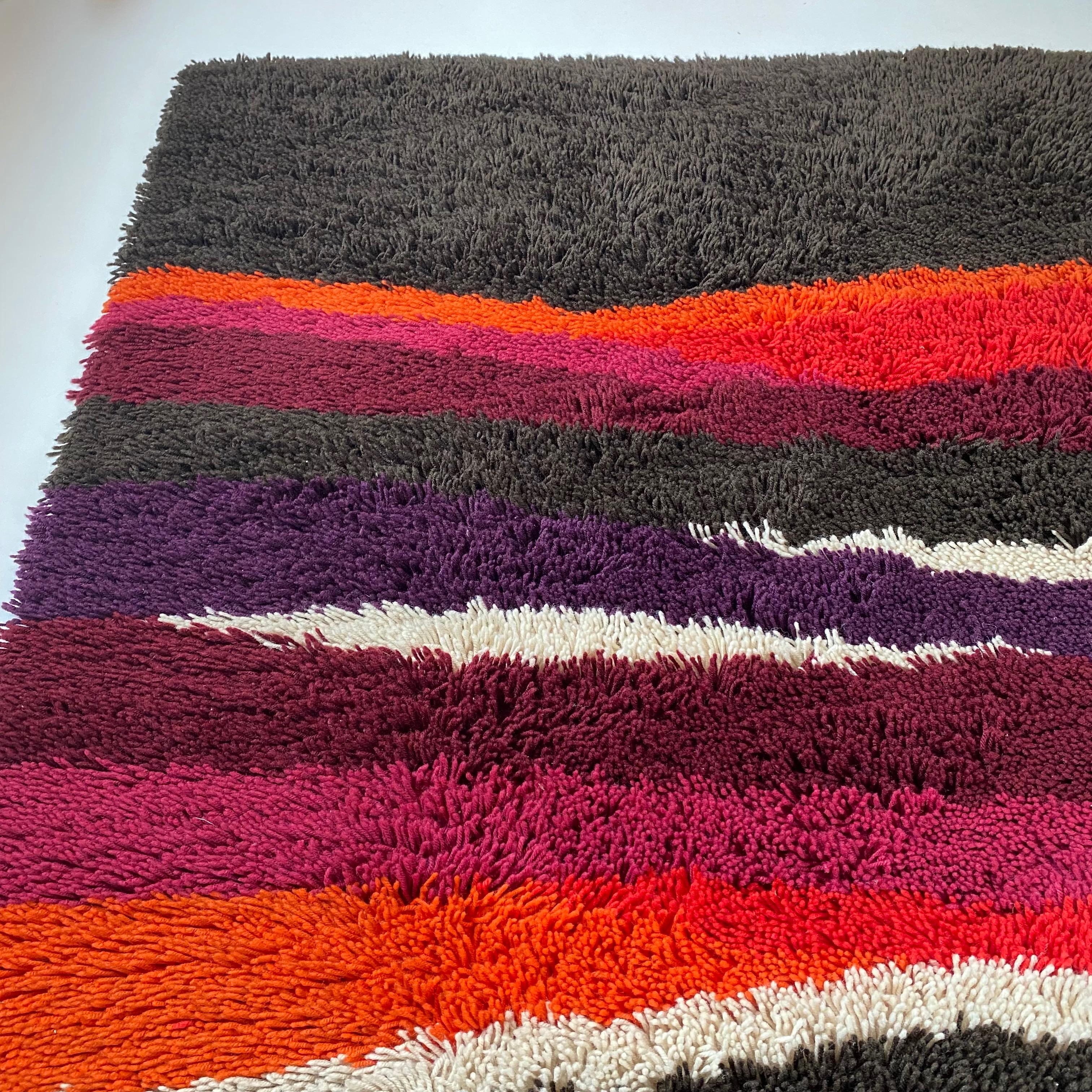 Vintage-Teppich im Panton-Stil mit bunten Streifen von Desso, Niederlande, 1970 im Angebot 9