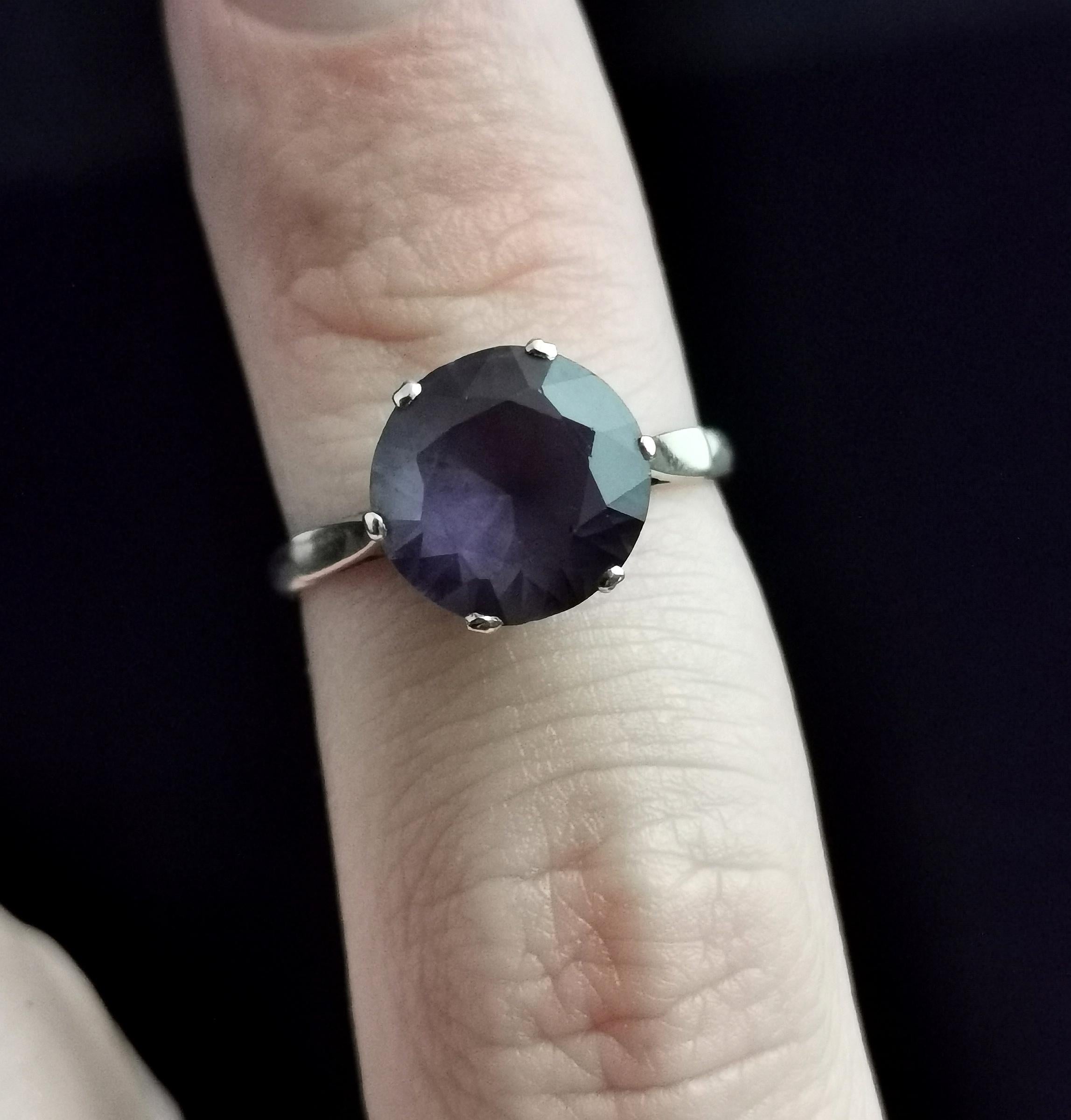 colour change sapphire ring