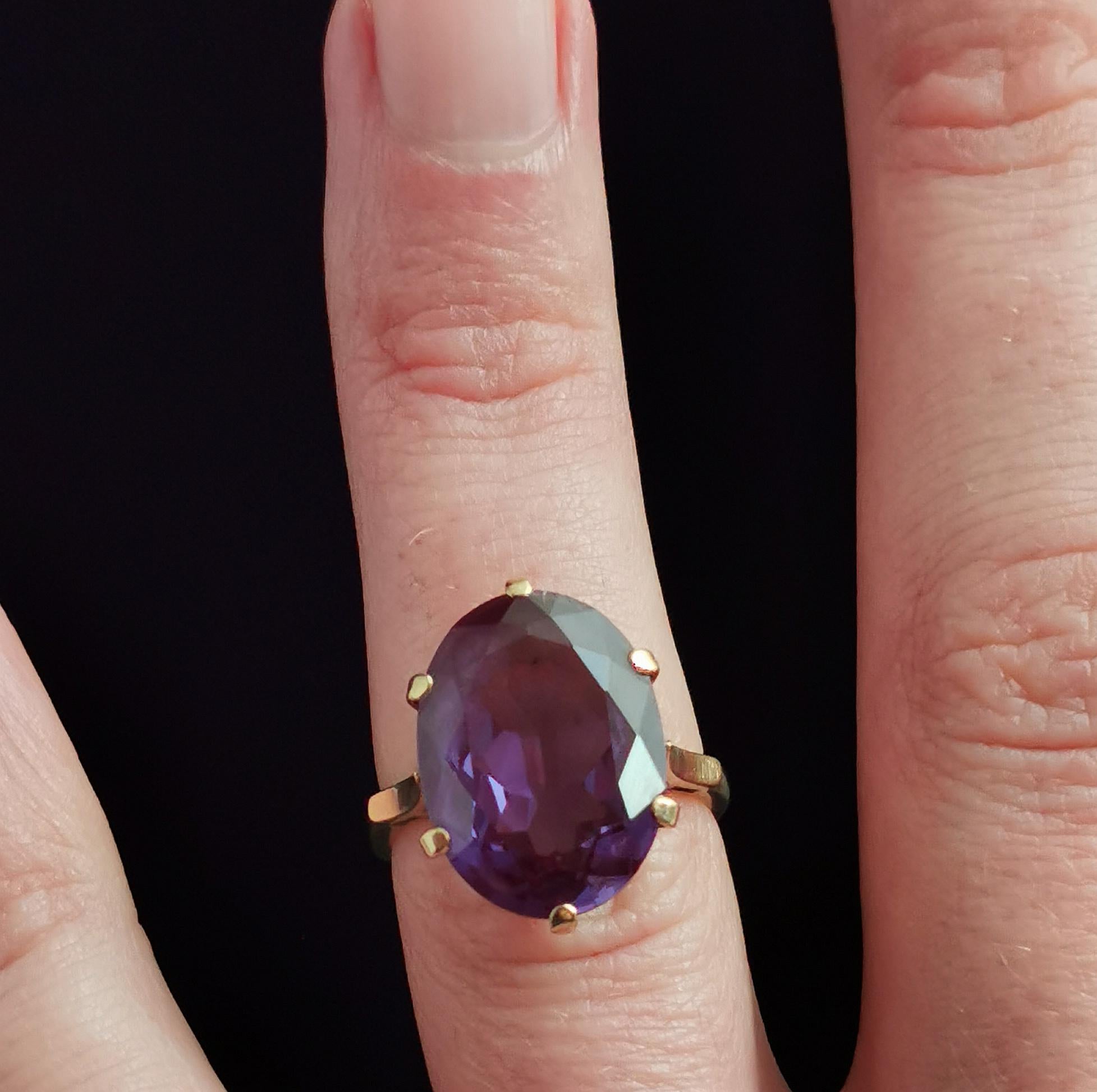colour changing stone ring