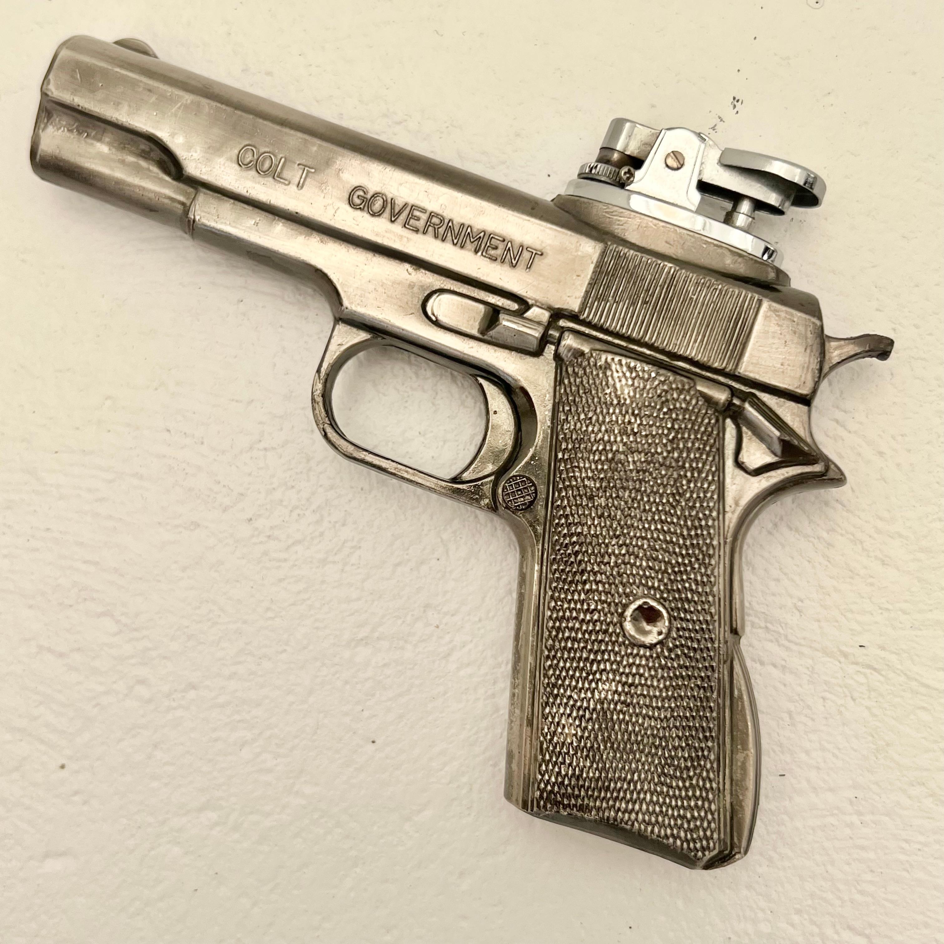 Vintage Colt Government Handgun Lighter, 1980s Japan In Good Condition For Sale In Los Angeles, CA
