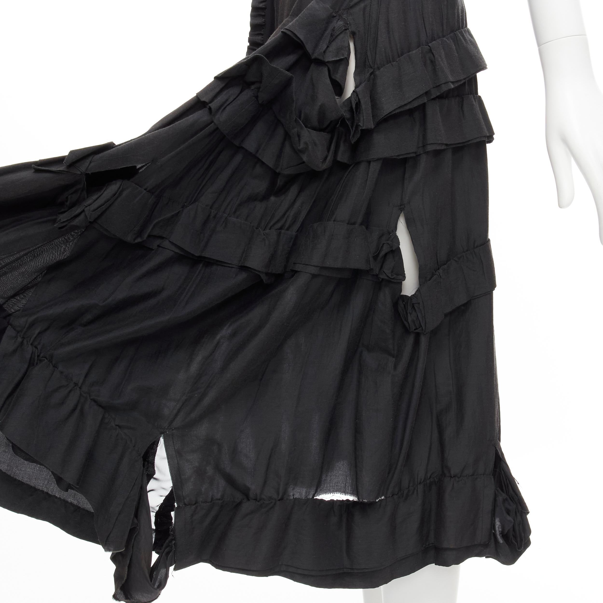 vintage COMME DES GARCONS 2005 Broken Bride black embroidery ruffle skirt M Reference: CRTI/A00352 
Brand: Comme Des Garcons 
Designer: Rei Kawakubo 
Collection: 2005 Runway 
Material: Silk 
Color: Black 
Pattern: Solid 
Closure: Zip 
Extra Detail: