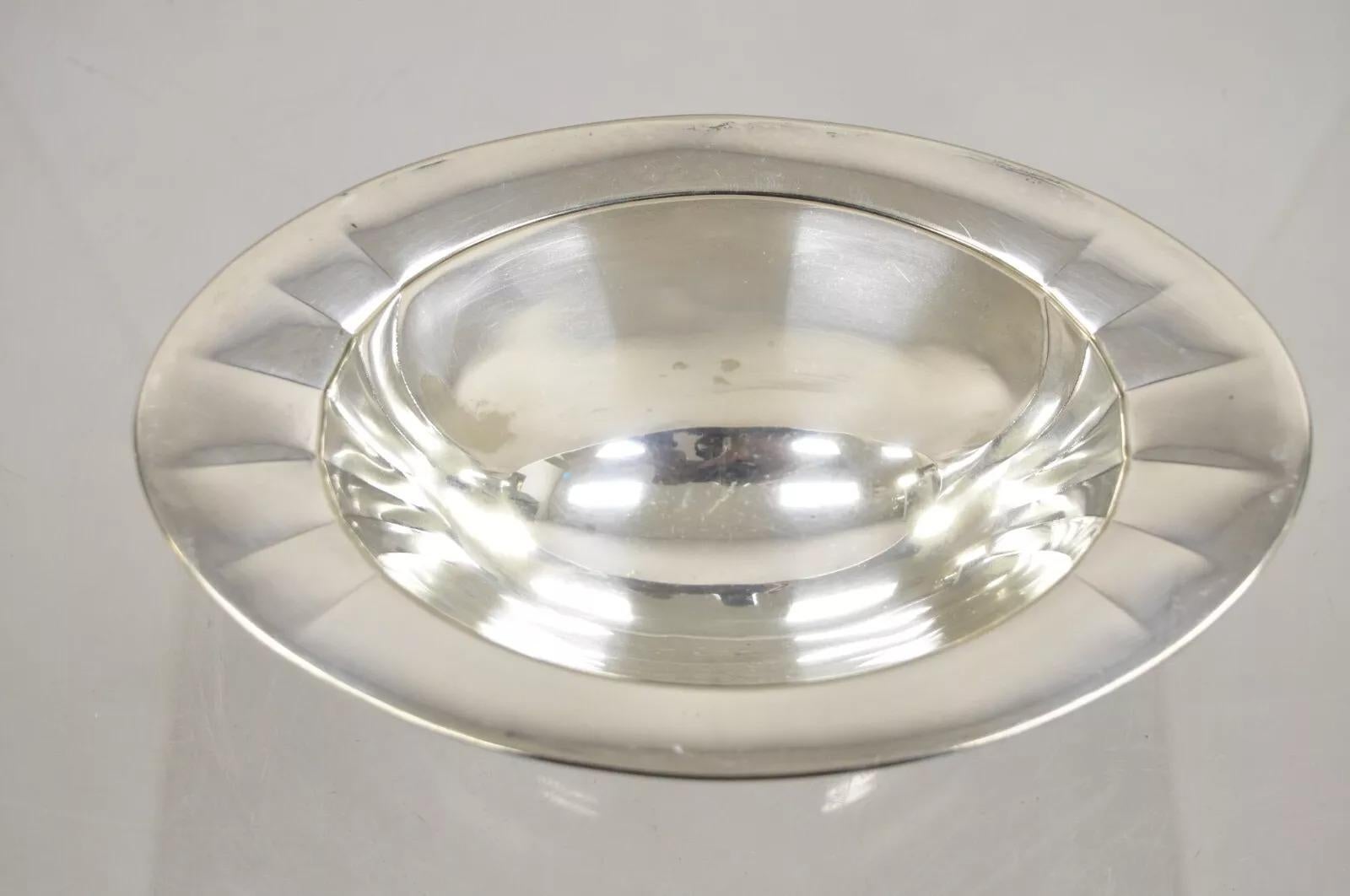 Unknown Vintage Community Plate 6987 Small Oval Silver Plated Nut Dish Bowl For Sale