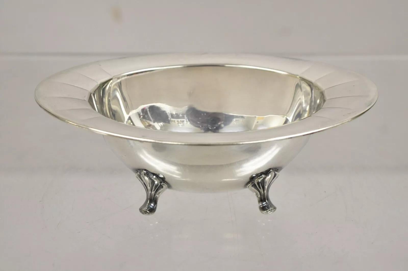 Vintage Community Plate 6987 Small Oval Silver Plated Nut Dish Bowl For Sale 2