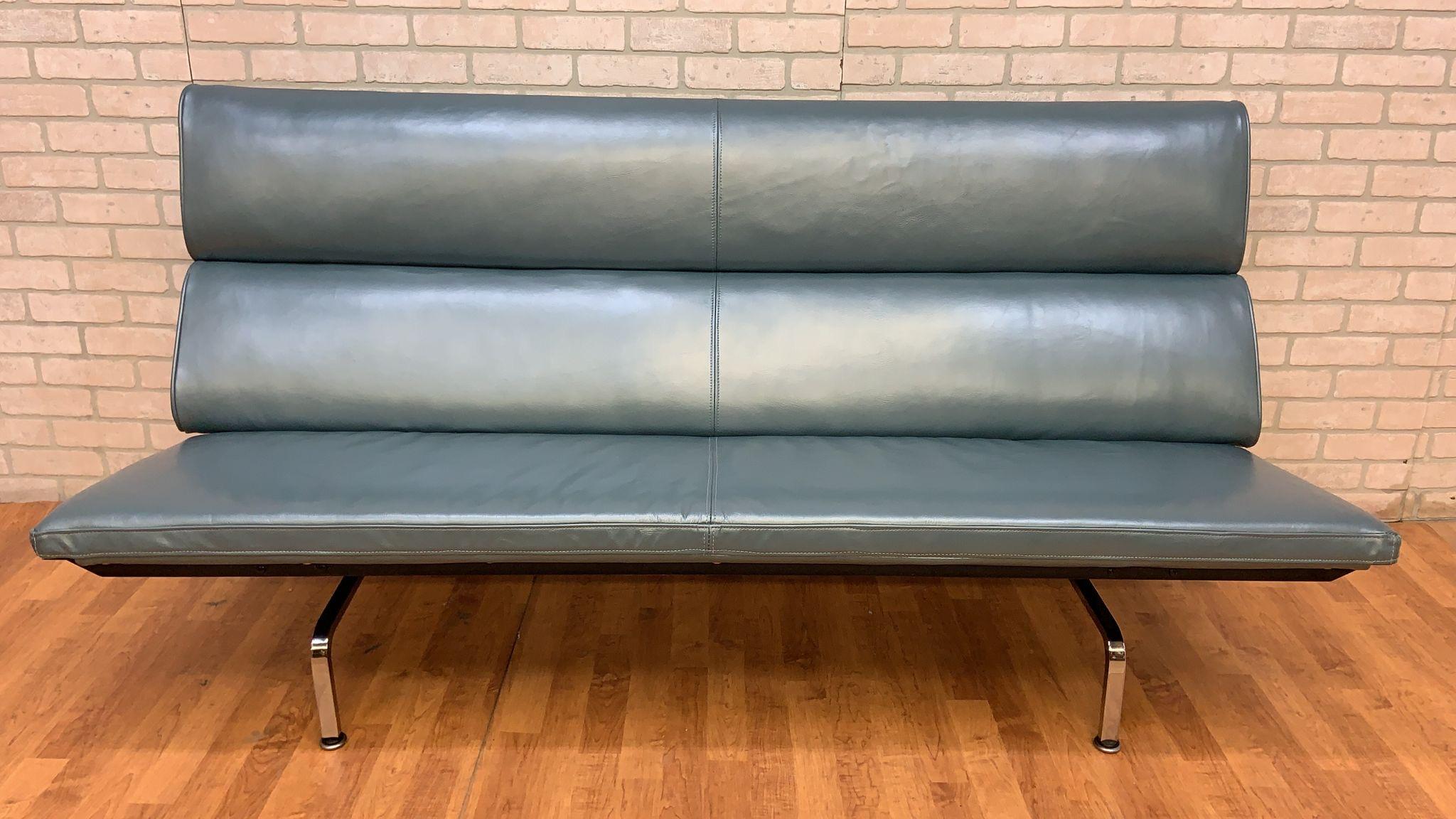 Vintage Compact Sofa Herman Miller Newly Upholstered in Holly Hunt Teal Metallic Leather

Vintage classic & iconic Herman Miller beautifully designed Compact Sofa. This solid, clean line high back metal framed sofa is wide, stylish and comfortable.